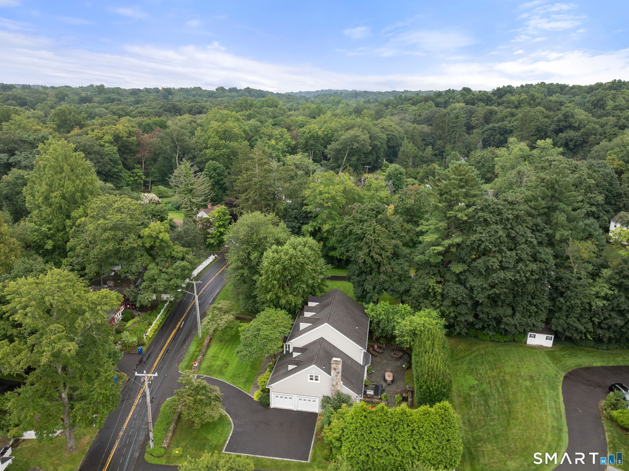 235 Silvermine Avenue photo 38
