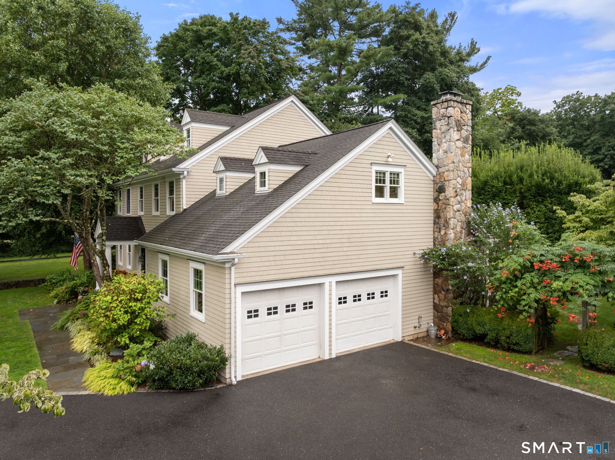 235 Silvermine Avenue photo 39