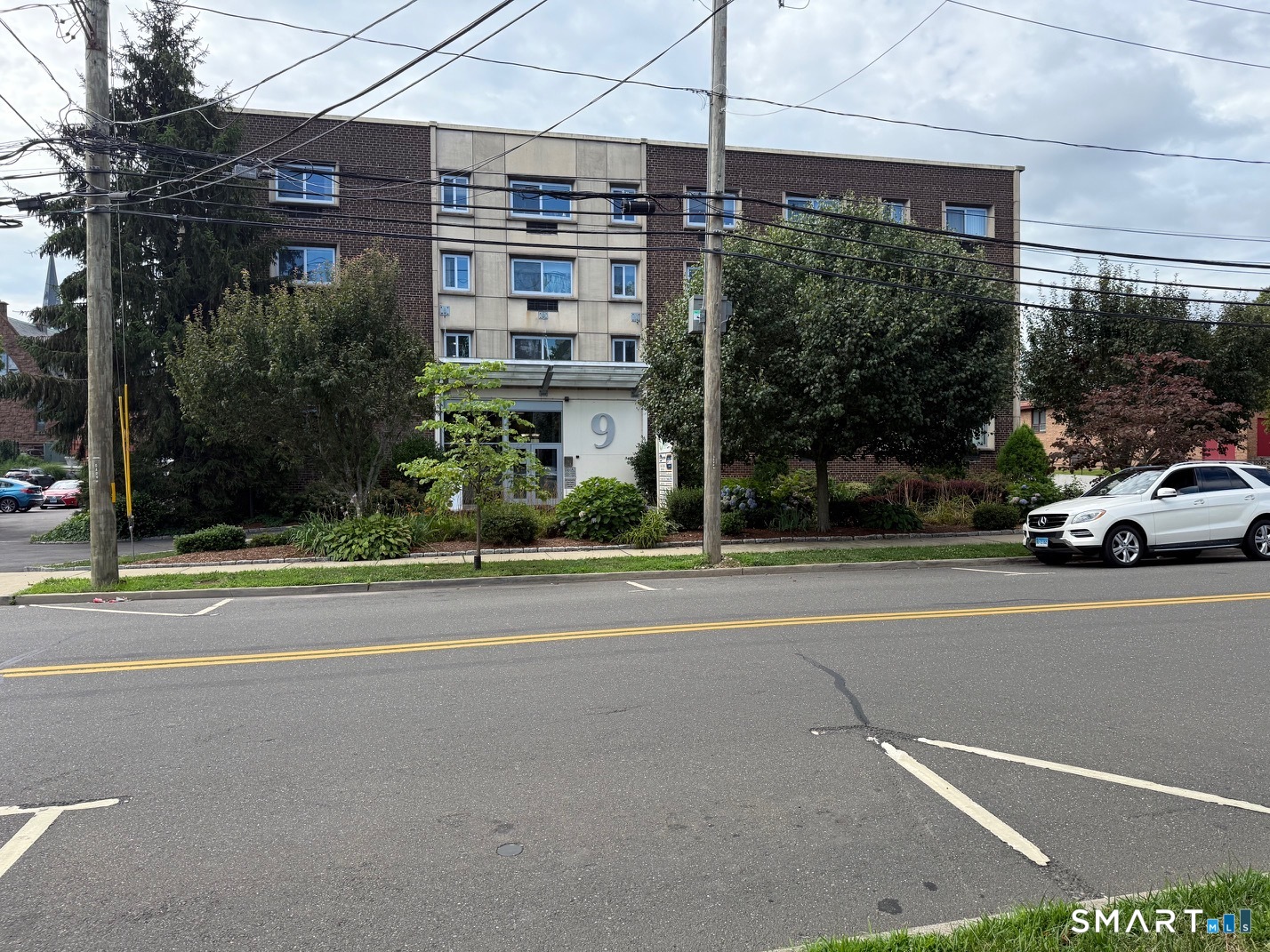 9 Mott Avenue, Norwalk, Connecticut photo 2