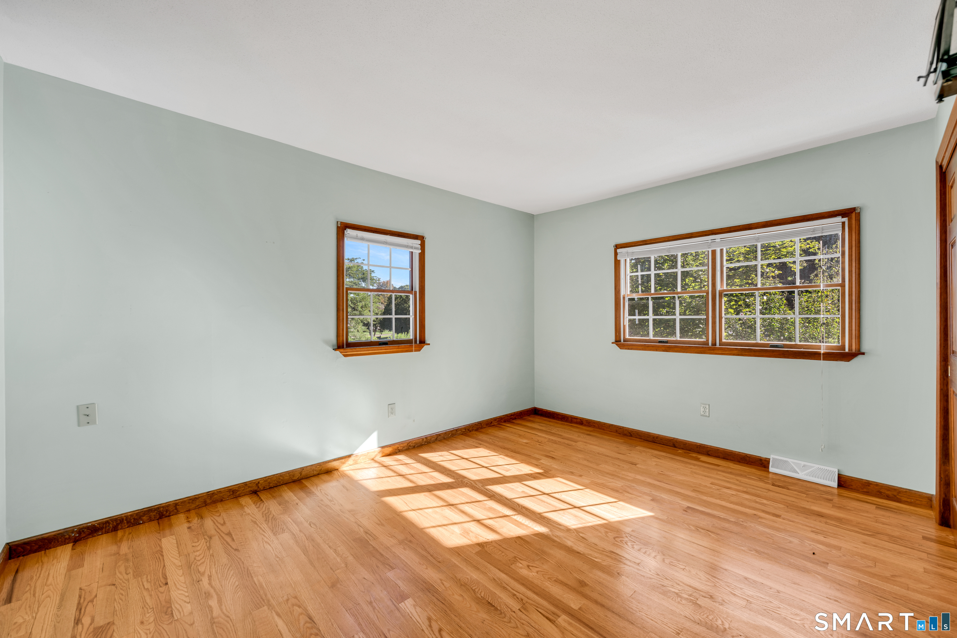 30 Willow Dale Drive photo 13