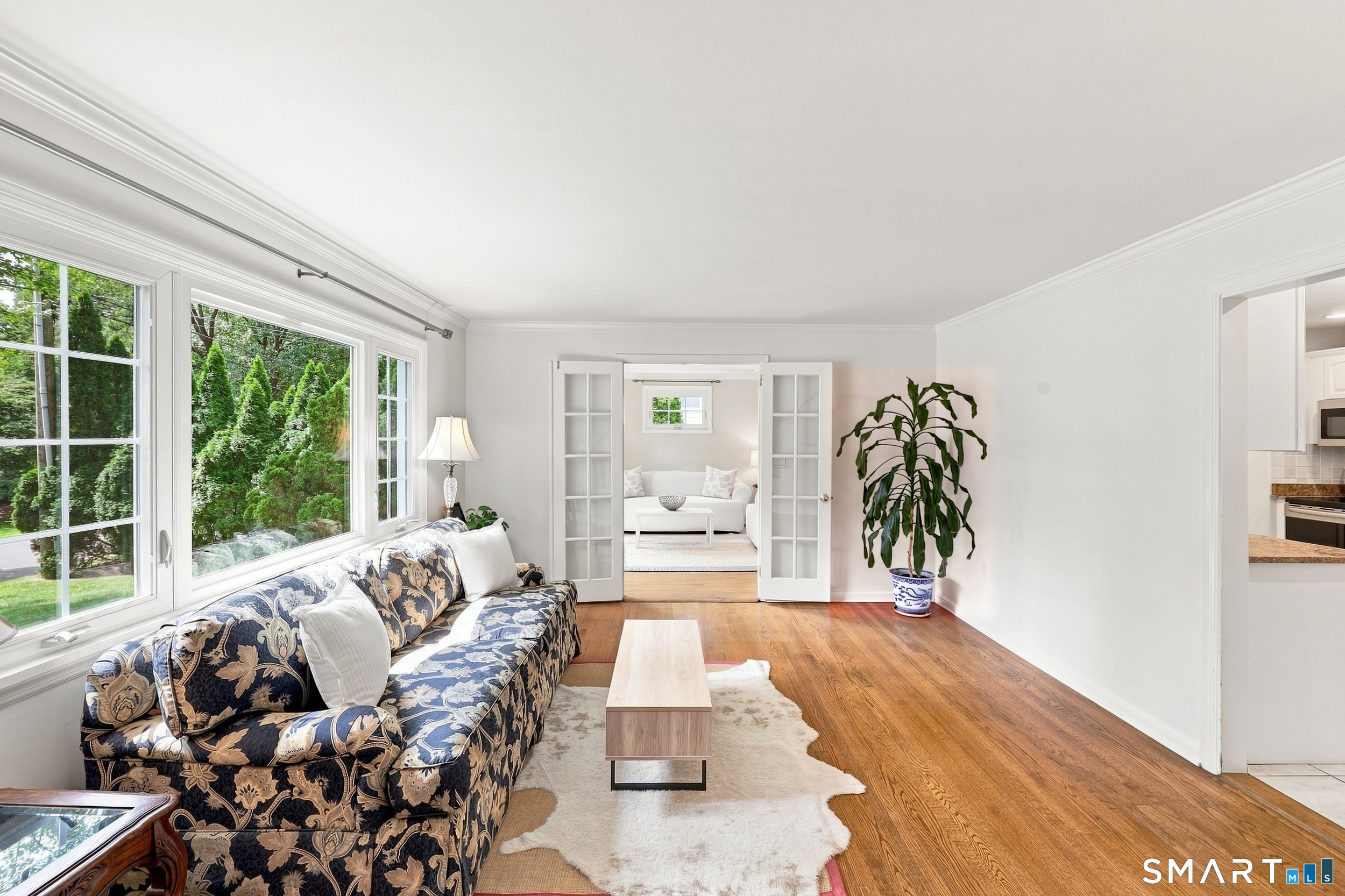 29 Lynn Court, Darien, Connecticut photo 4