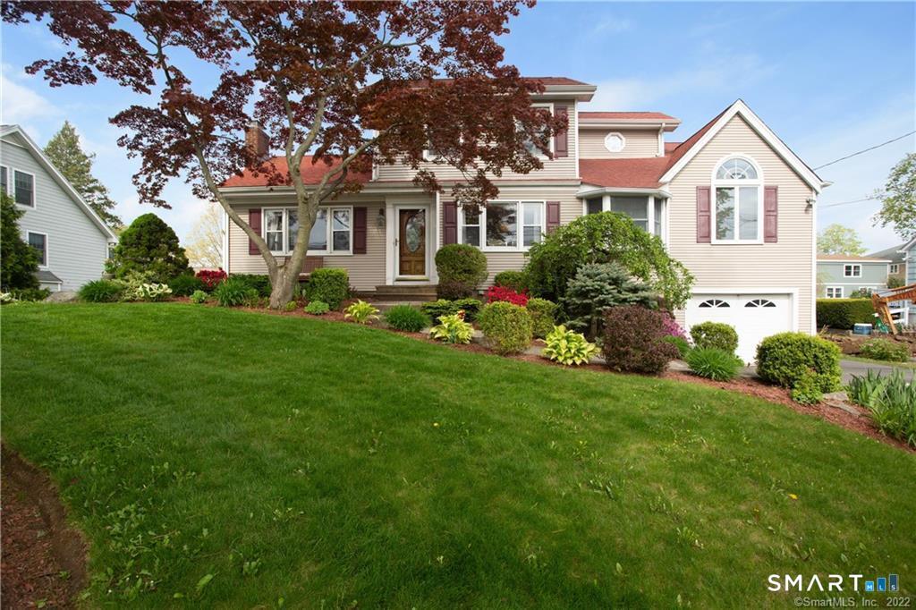 18 Windy Knolls, Greenwich, Connecticut photo 1