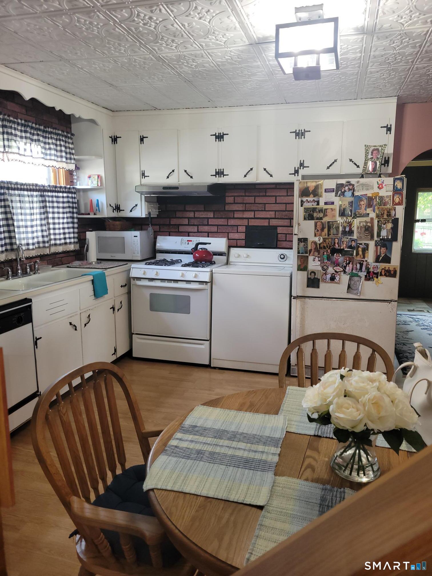 2nd image of 223 Fairfield Ave, Waterbury, CT 06708 | MLS# 24200377