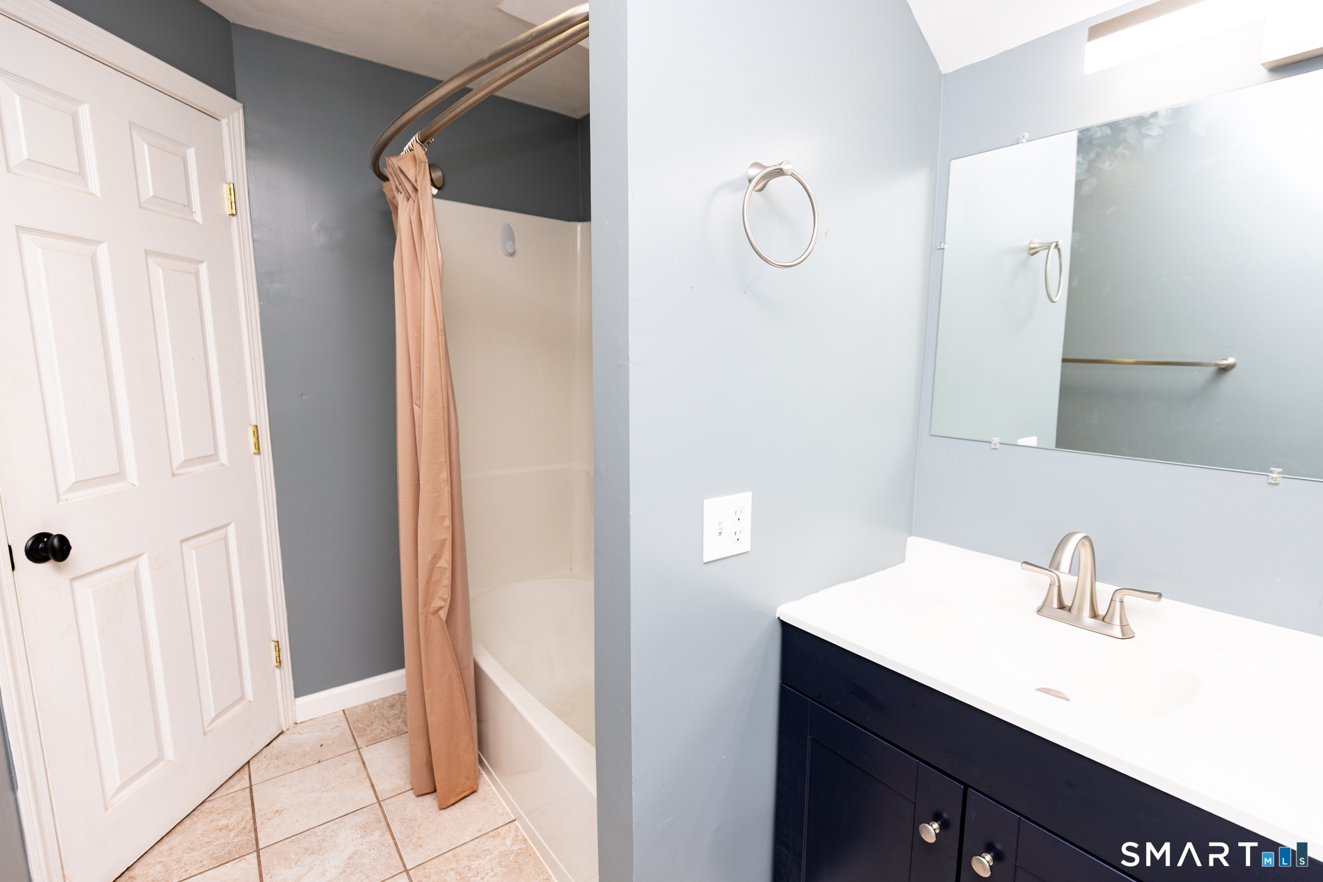 55 Bentley Avenue photo 32