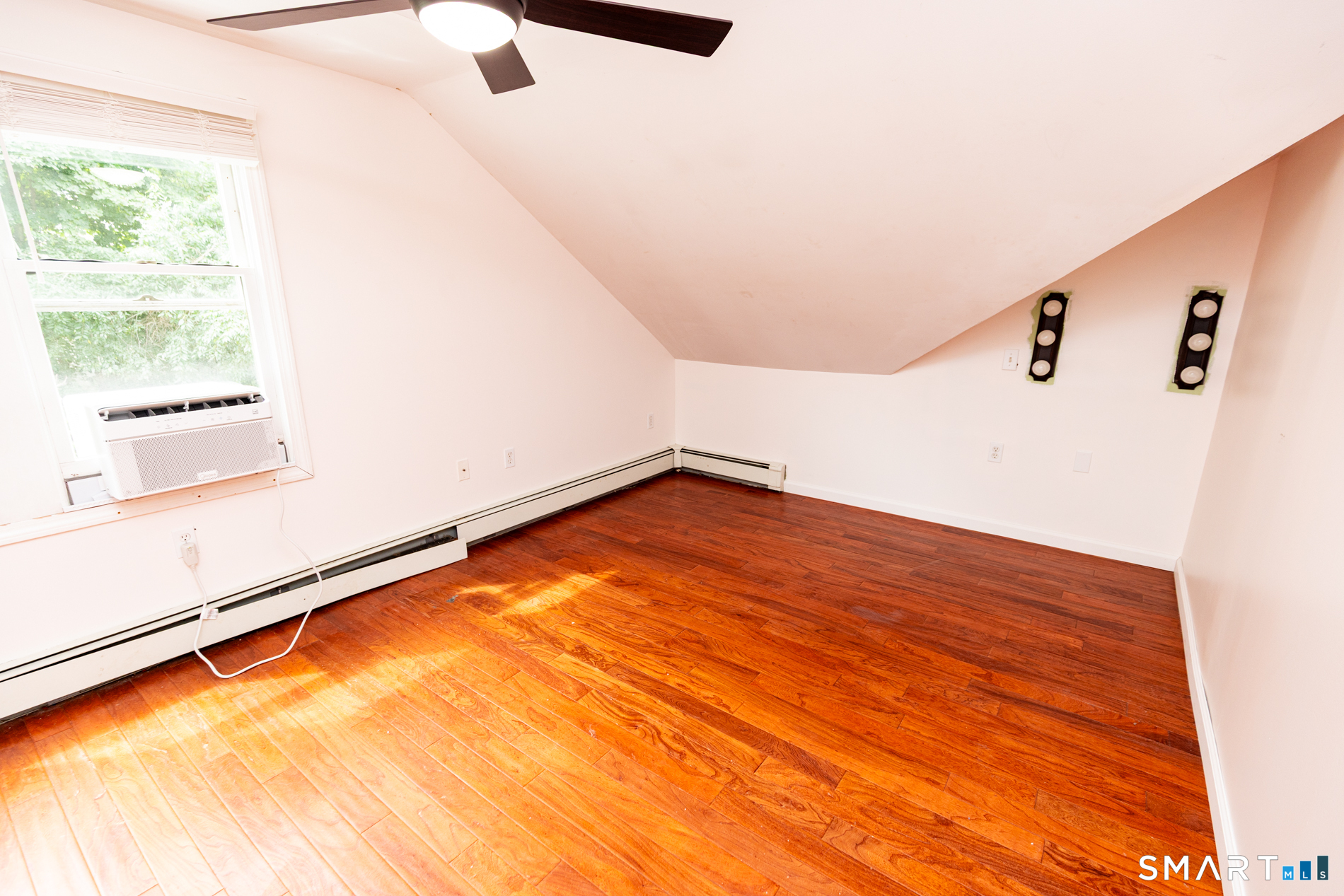 55 Bentley Avenue photo 30