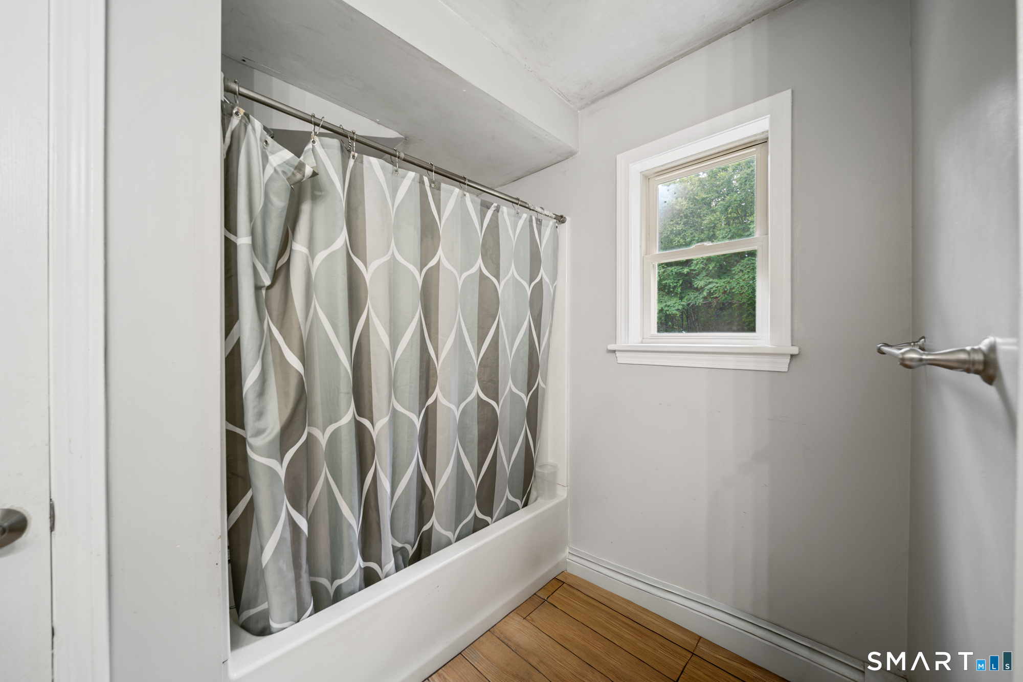 189 Flanders Road photo 17
