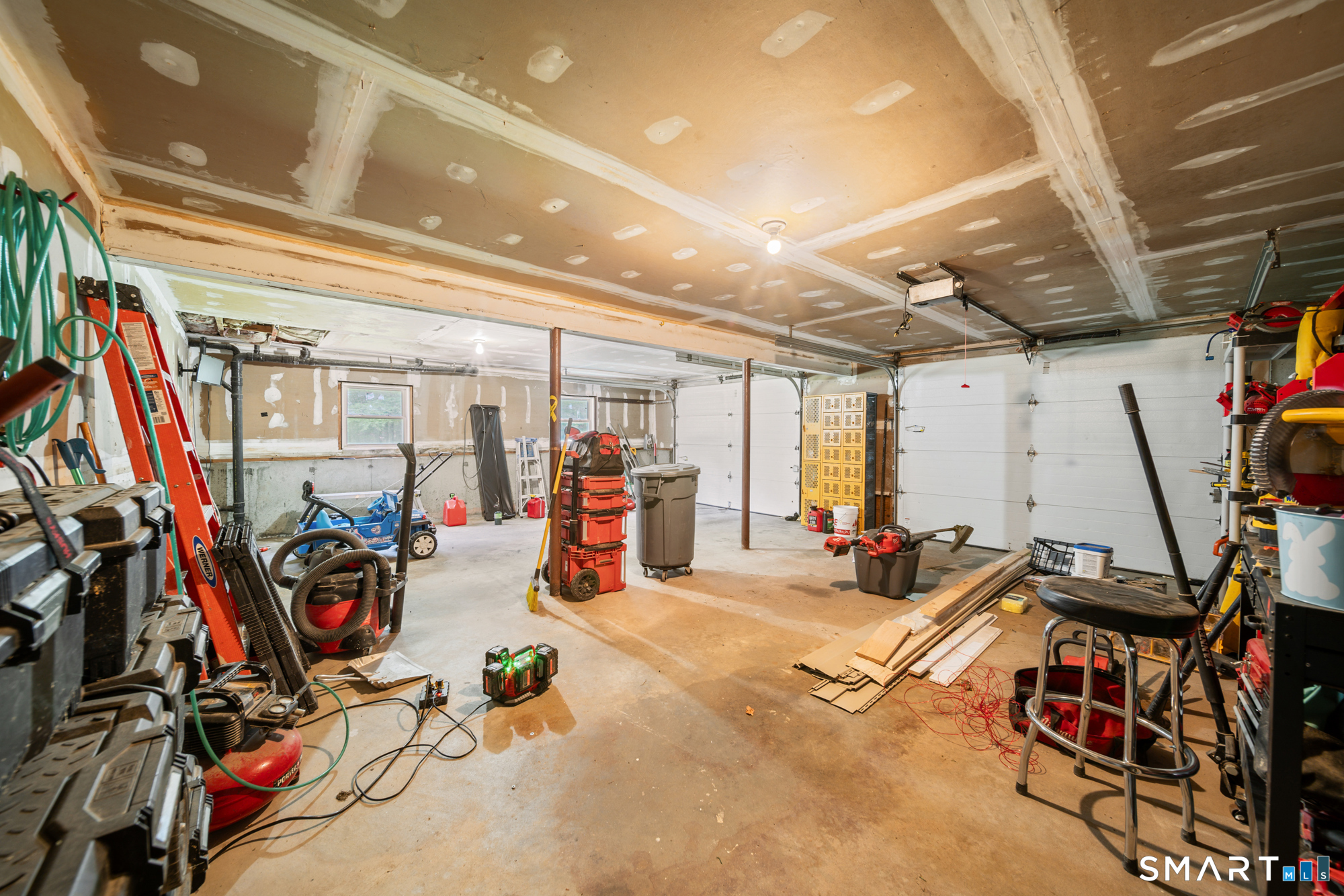 189 Flanders Road photo 28