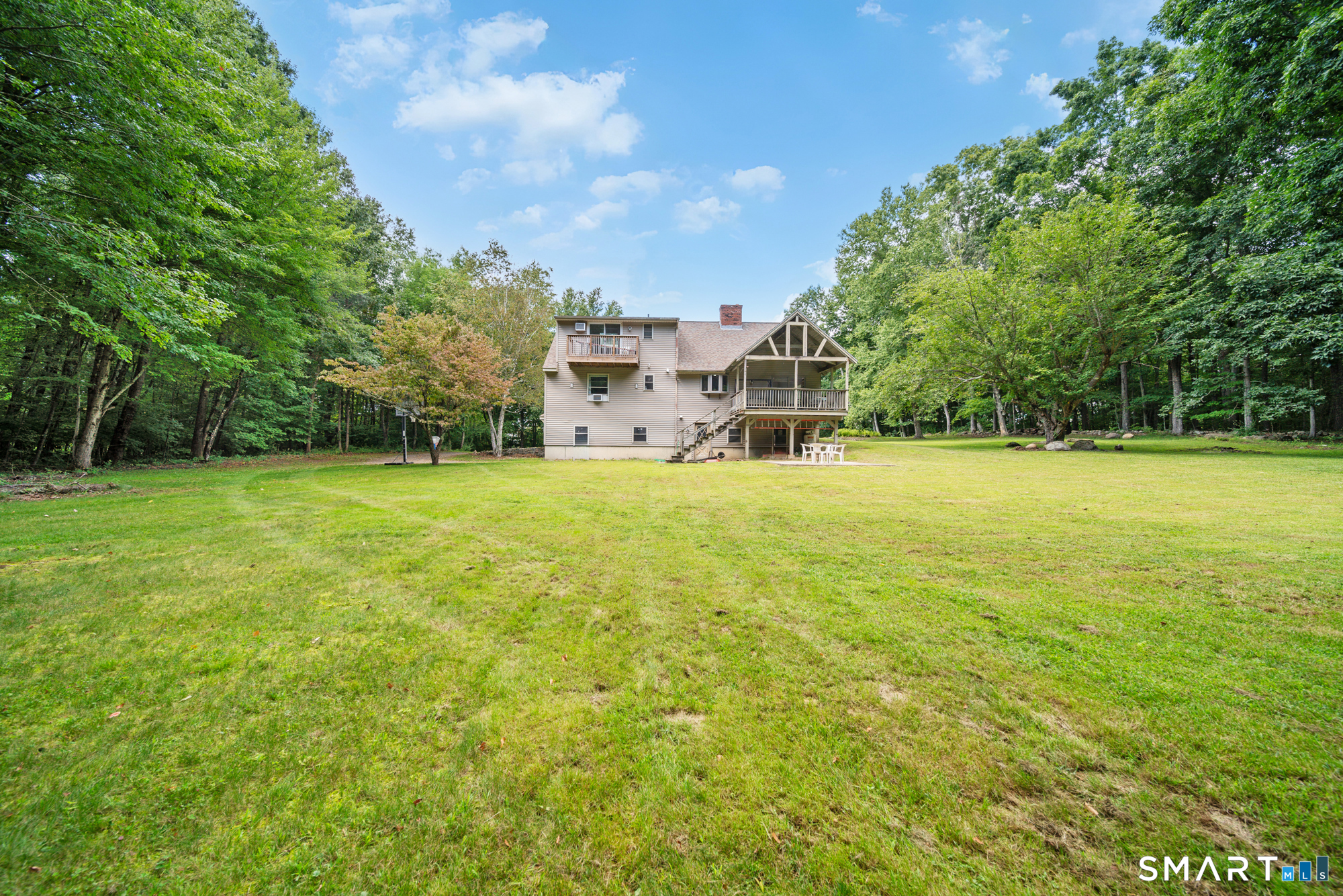 189 Flanders Road photo 32