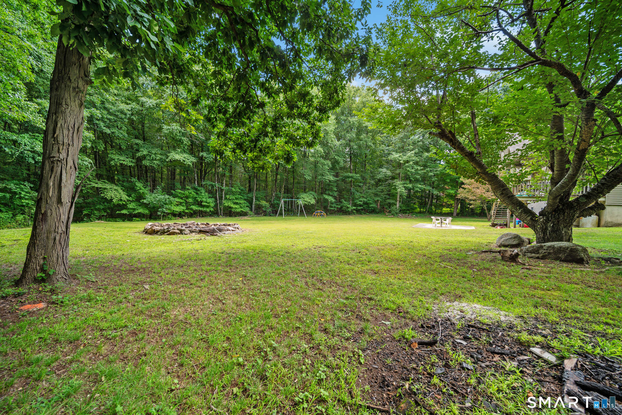 189 Flanders Road photo 34