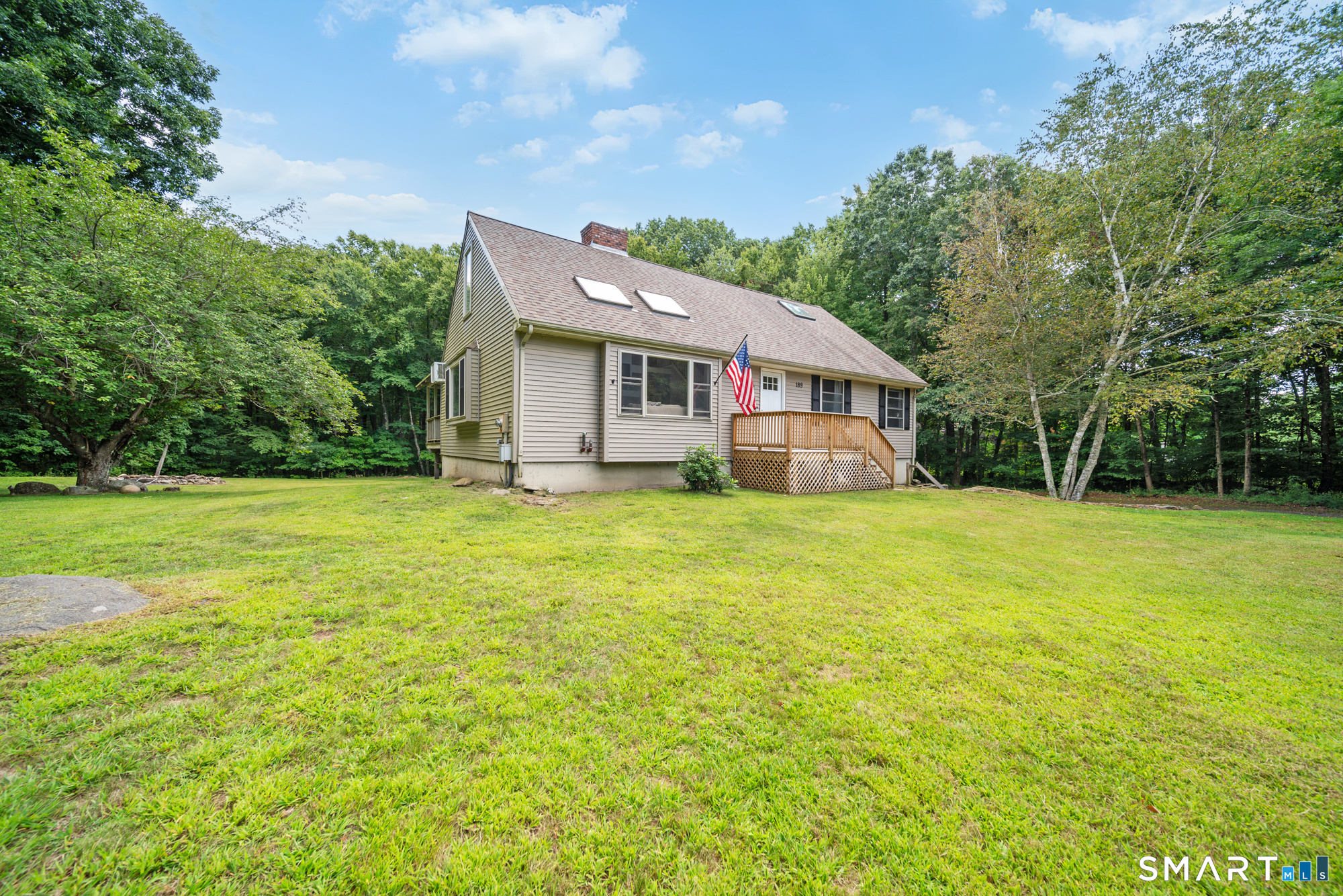 189 Flanders Road photo 35