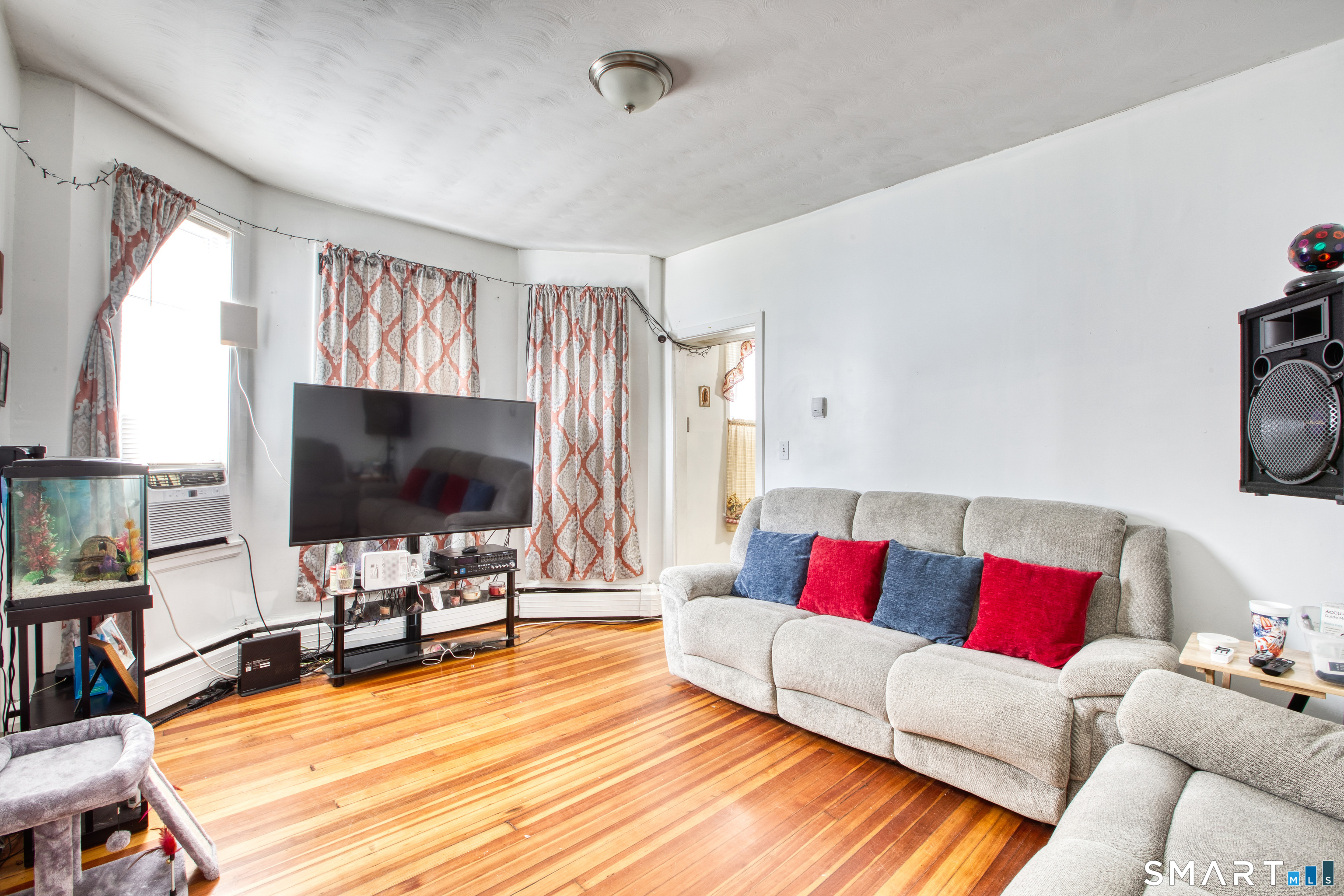 Photo 2 of House for sale at 33-35 Amity St, Hartford, CT 06106 | MLS# 24202737 | Listing updated on 2026-09-08