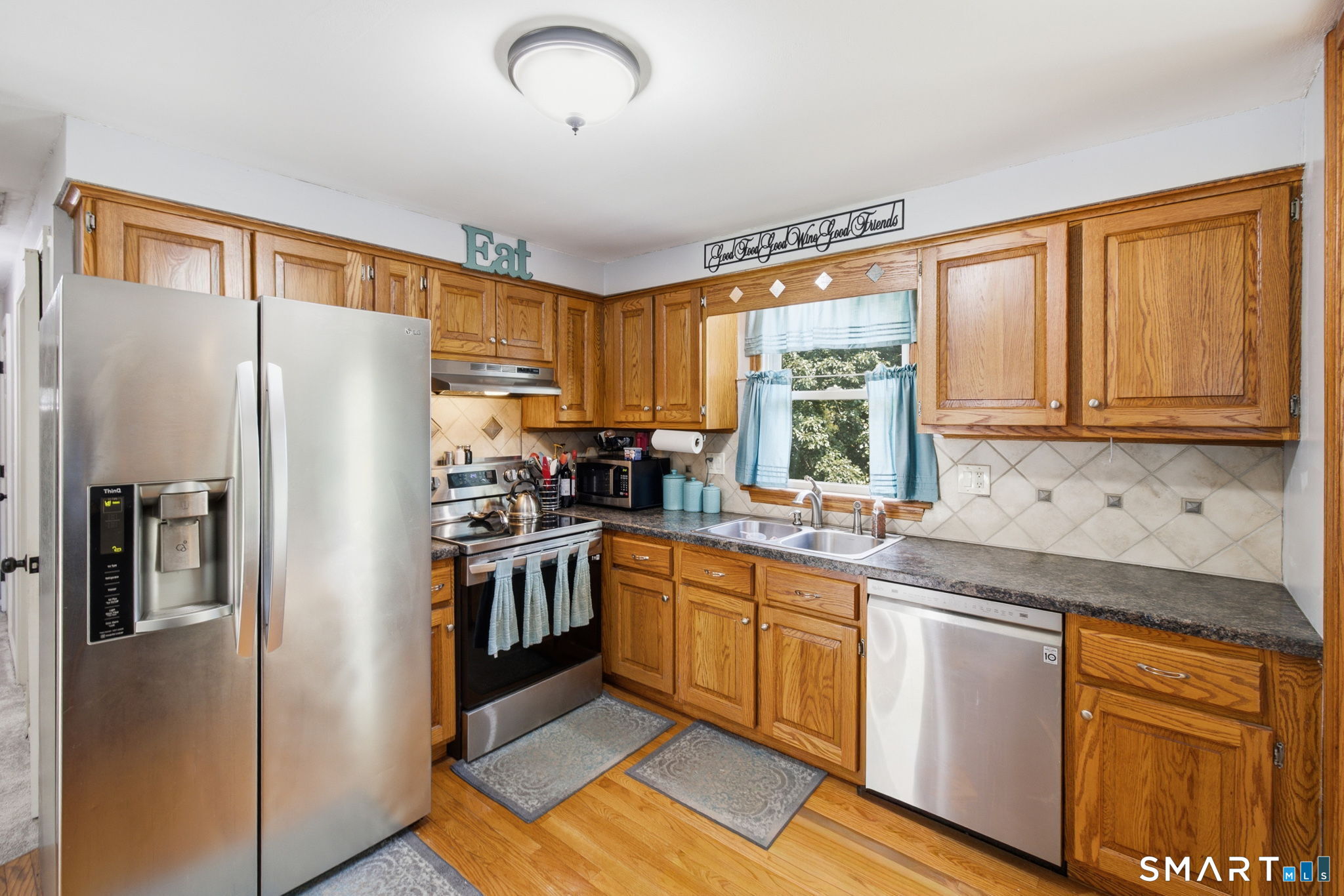 87 Abbey Lane photo 10