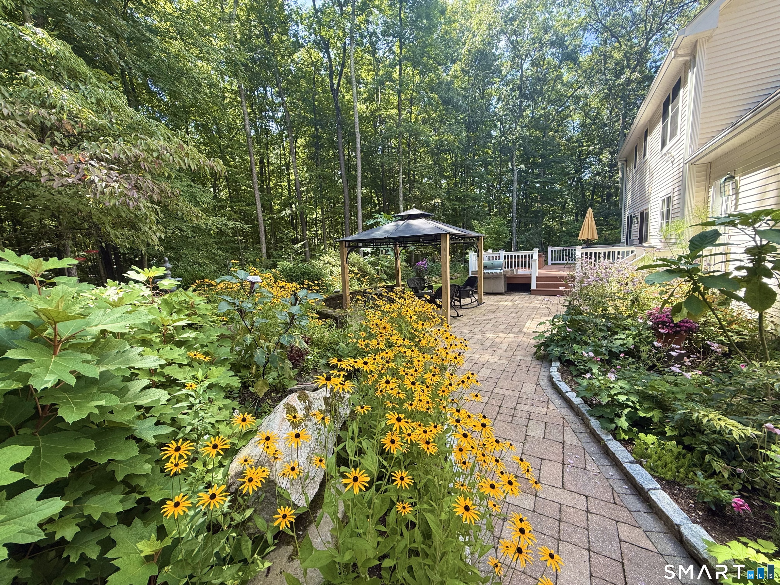 Photo 2 of Single family home for sale at 391 Squaw Holw Rd, Ashford, CT 06278 | MLS# 24188226 | Listing updated on 2026-08-31