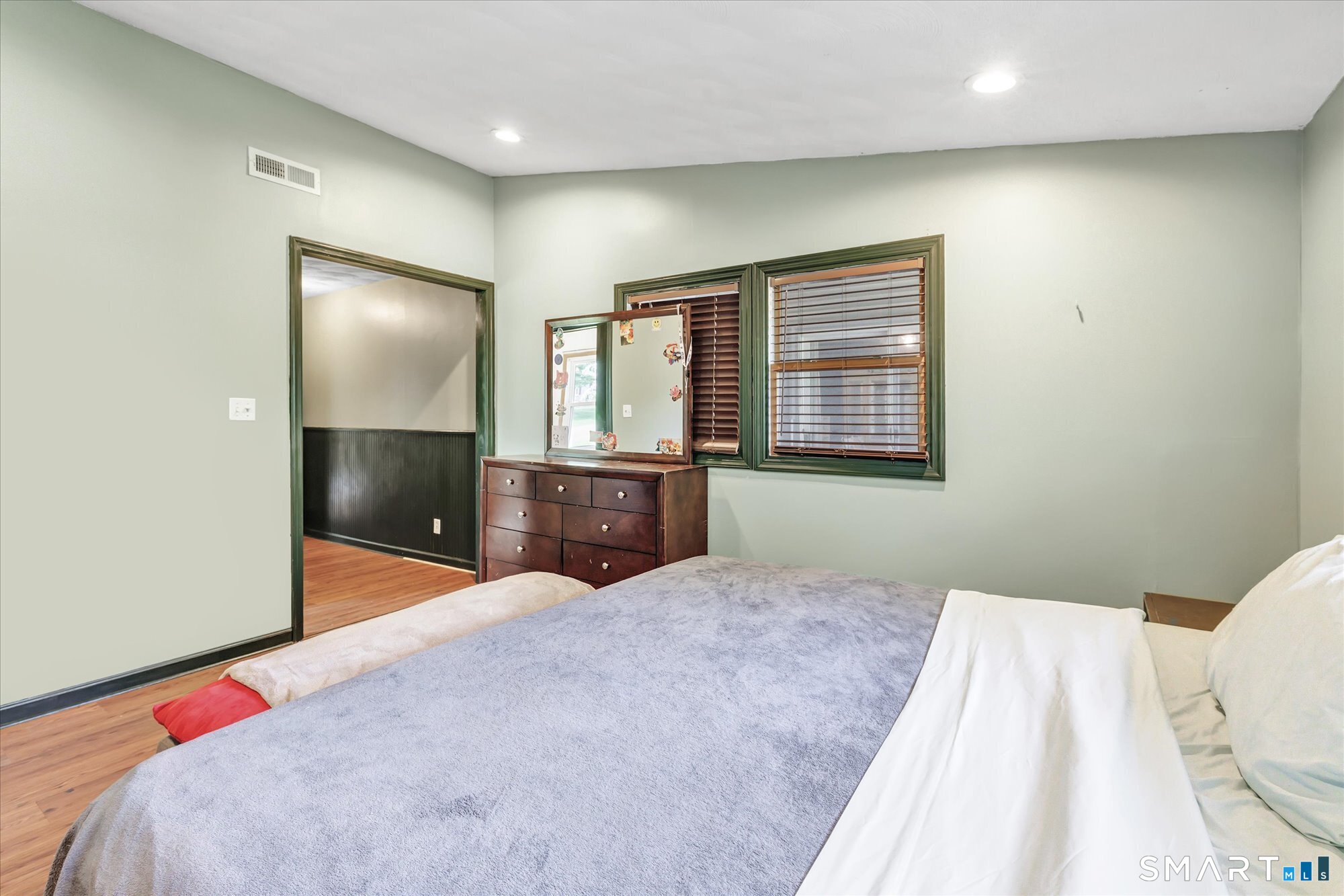 12 Crestwood Road photo 14