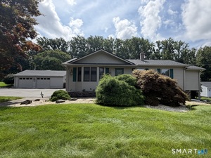 66 Tuckahoe, Shelton