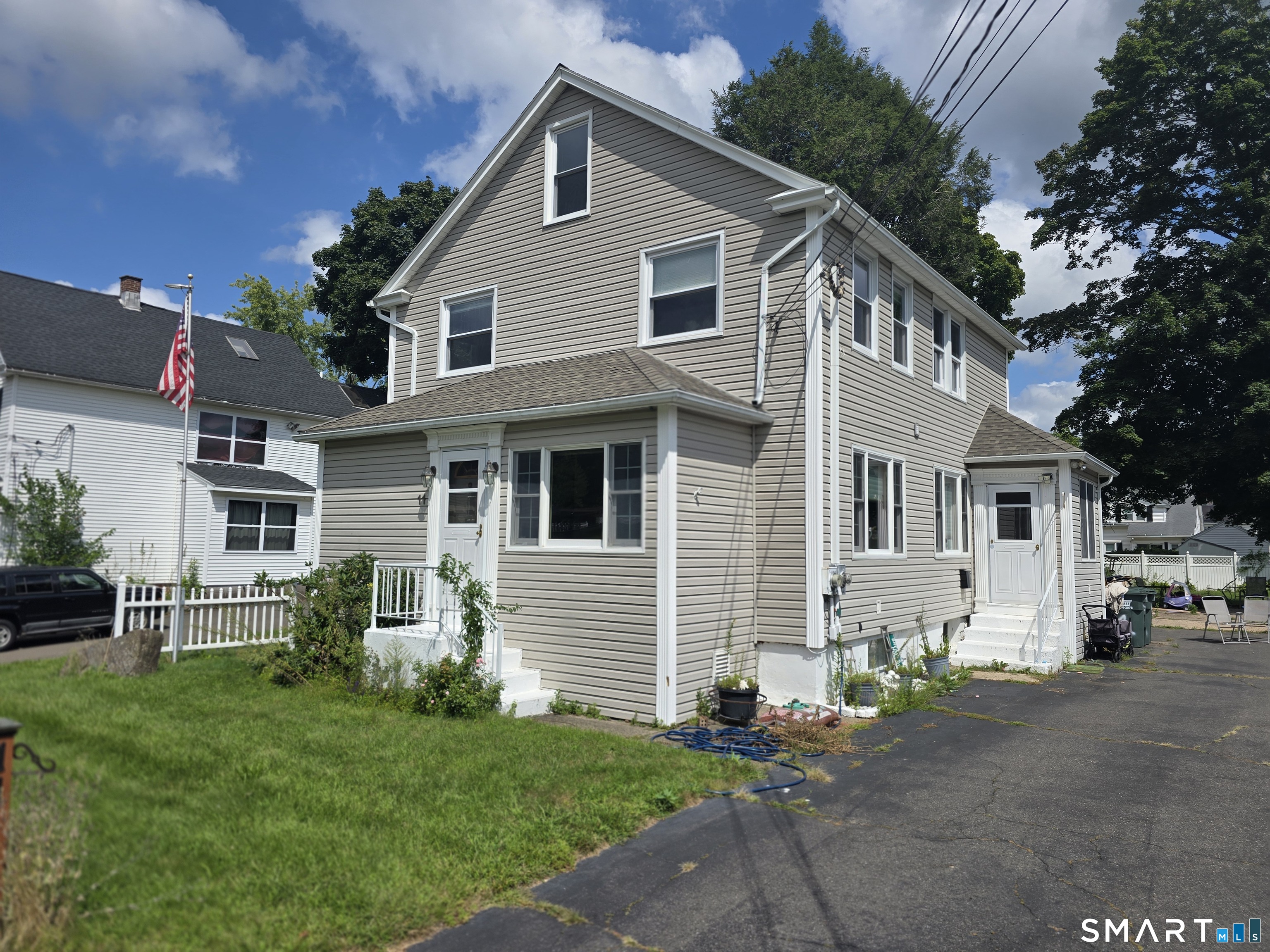 11 Ames Avenue