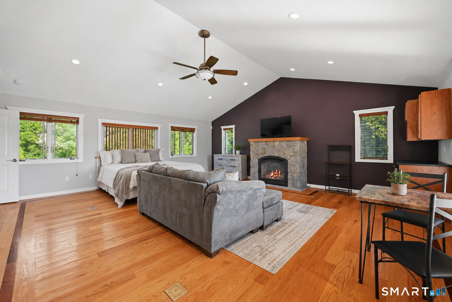 2 Sunnyside Avenue photo 16