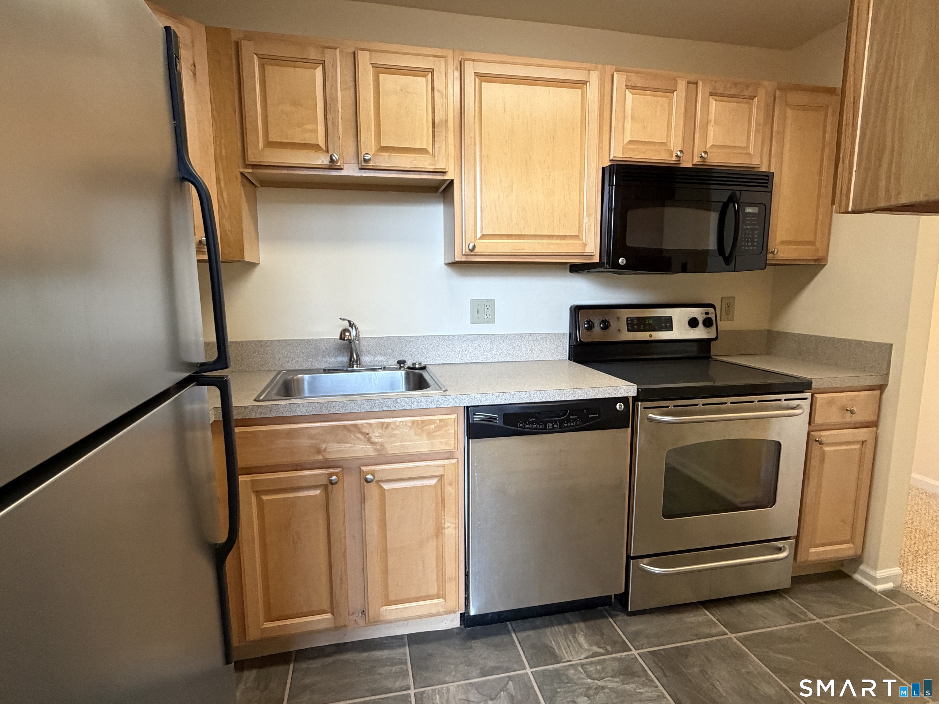 25 Grand Street, Norwalk, Connecticut photo 3