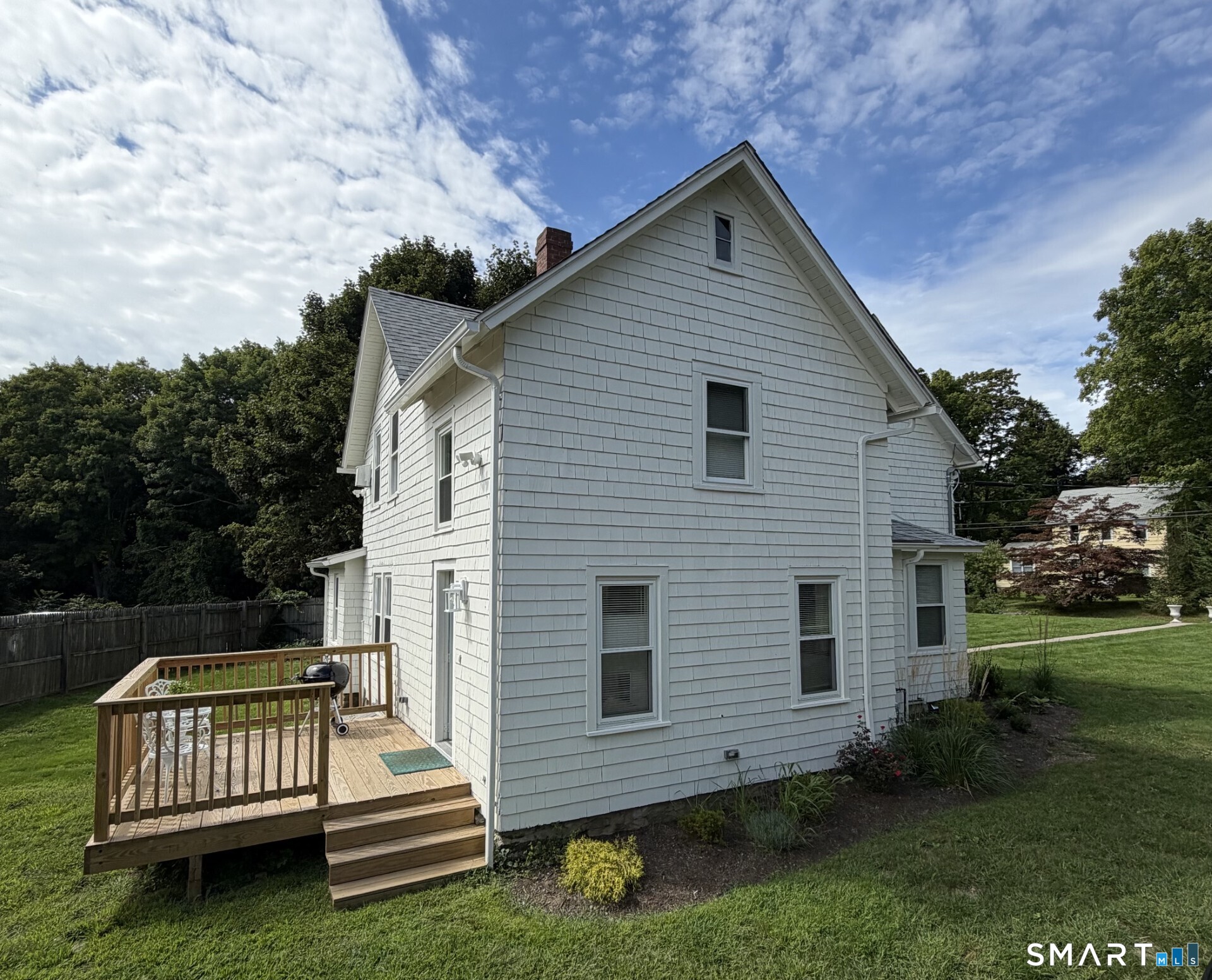 70 Cottage Road photo 3