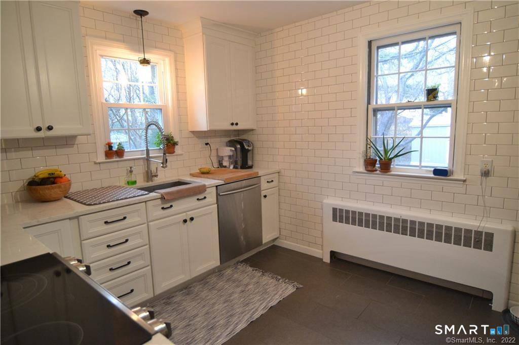 71 Silvermine Avenue, Norwalk, Connecticut photo 2