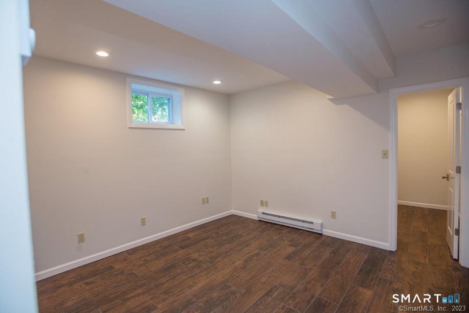 164 New Norwalk Road photo 10