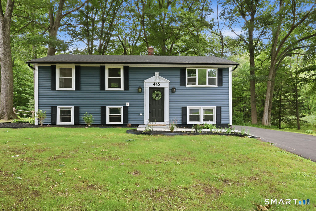 445 Lincoln Drive
