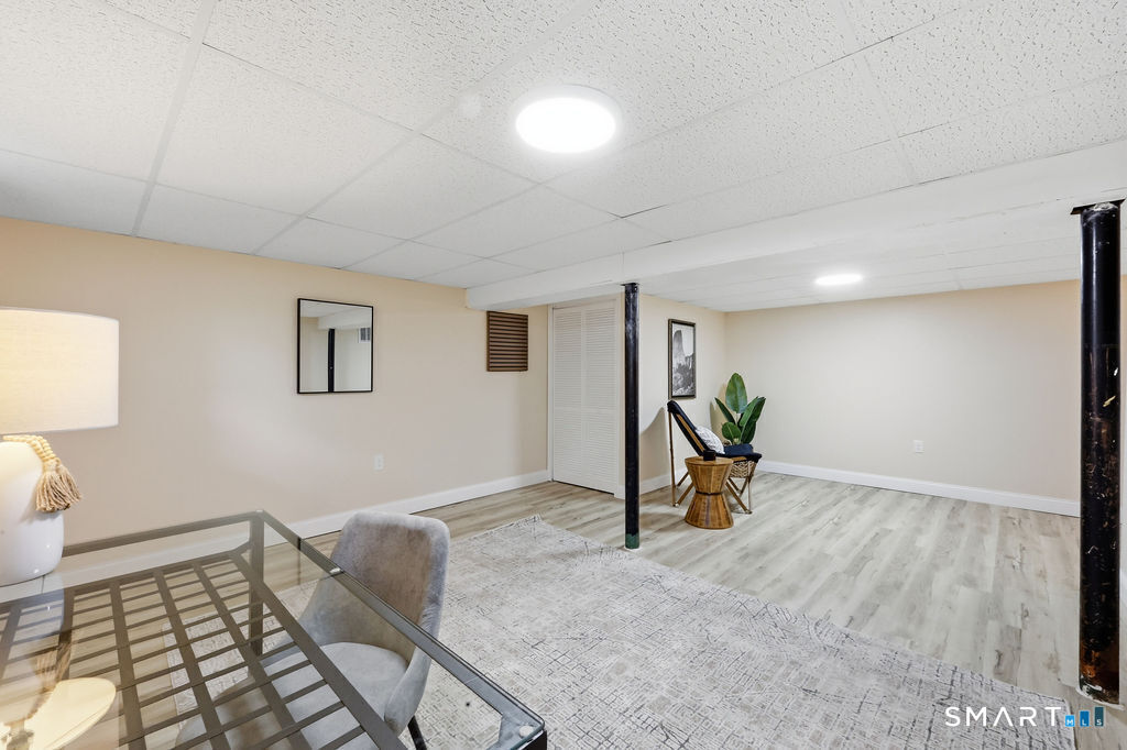 29th image of 445 Lincoln Dr, Cheshire, CT 06410 | MLS# 24203408