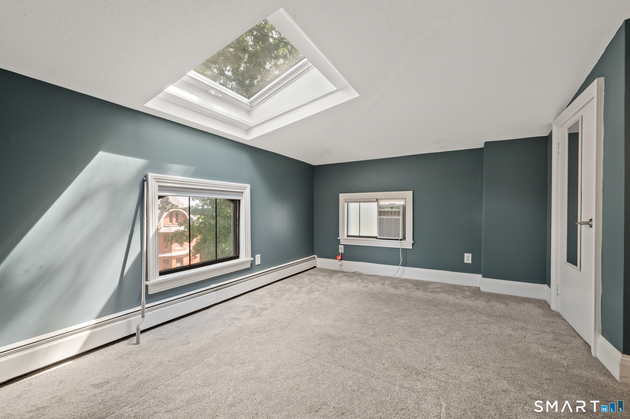 23 Charter Oak Place Unit #4 photo 14