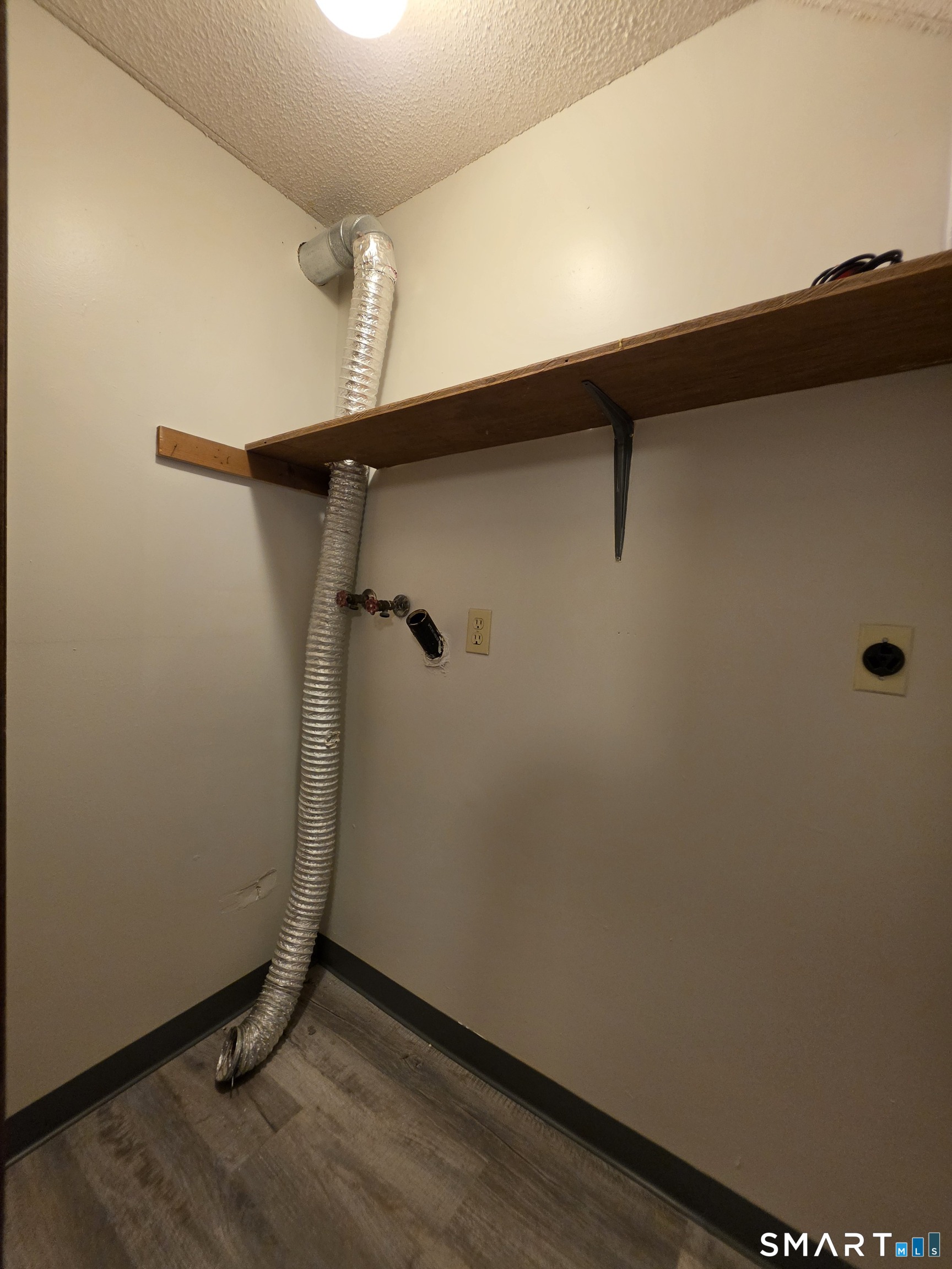 1568 Meriden Road Unit #4C photo 7