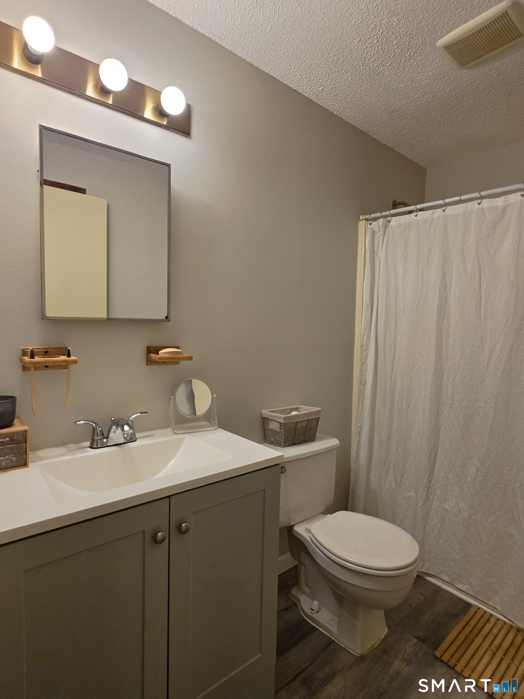 1568 Meriden Road Unit #4C photo 18