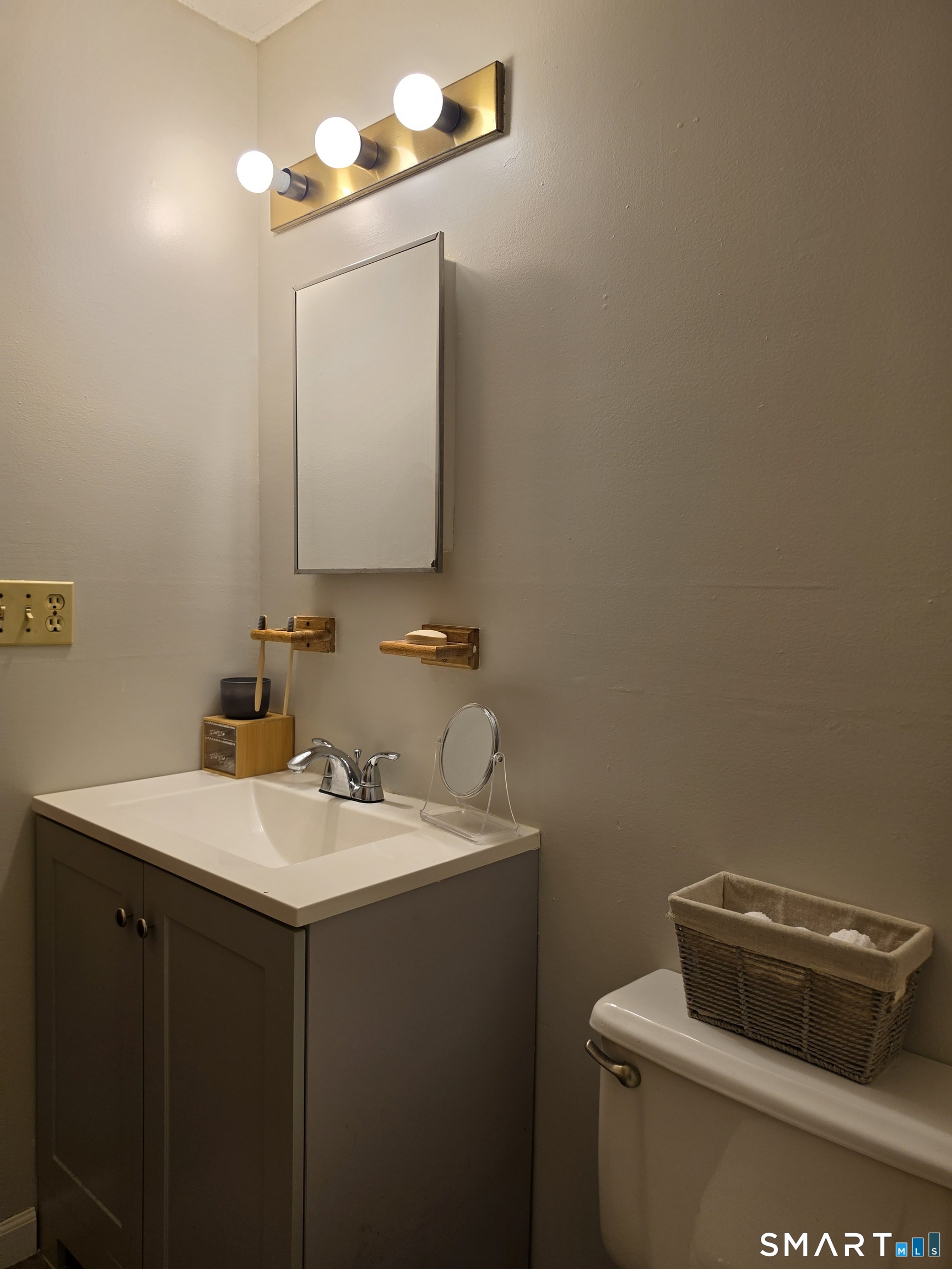 1568 Meriden Road Unit #4C photo 20