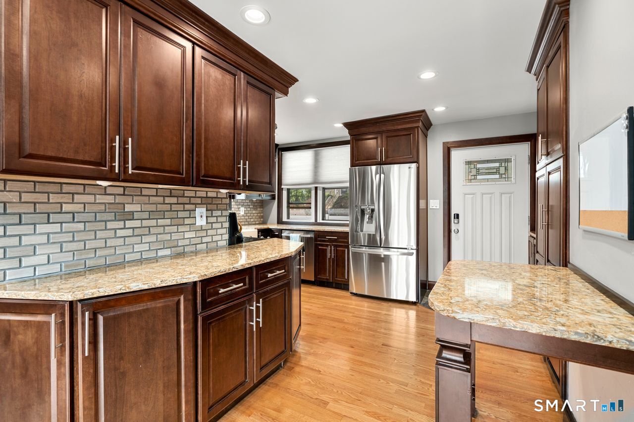 5 Roosevelt Drive photo 13
