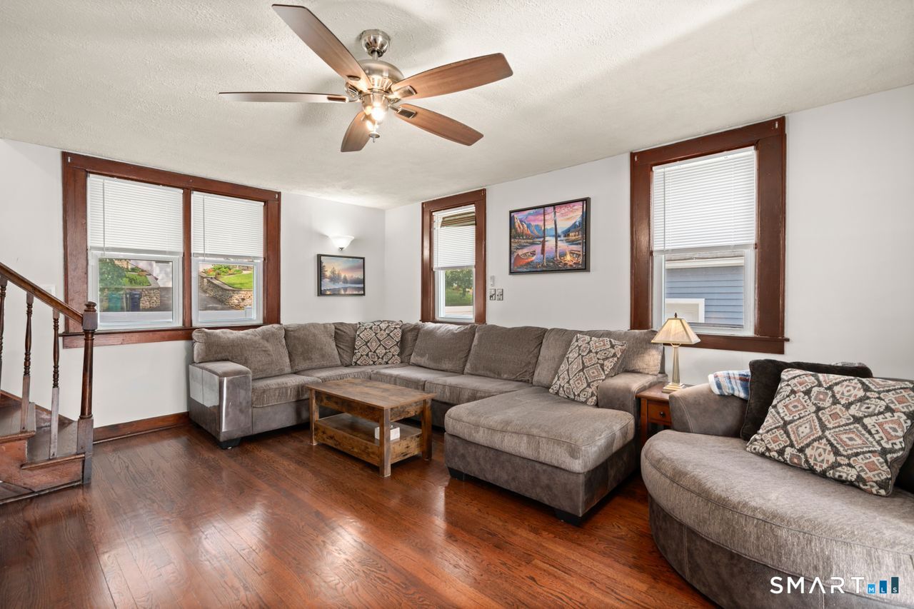 5 Roosevelt Drive photo 16