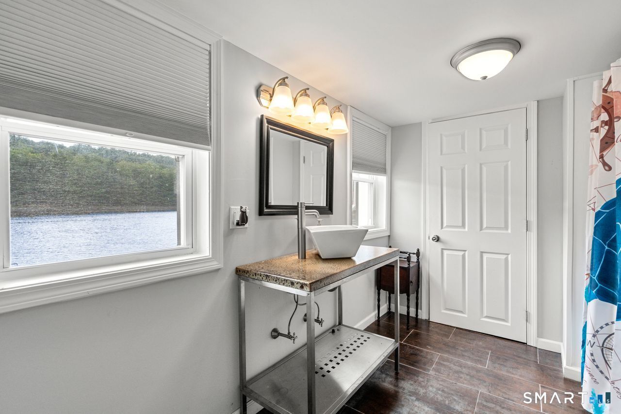 5 Roosevelt Drive photo 23