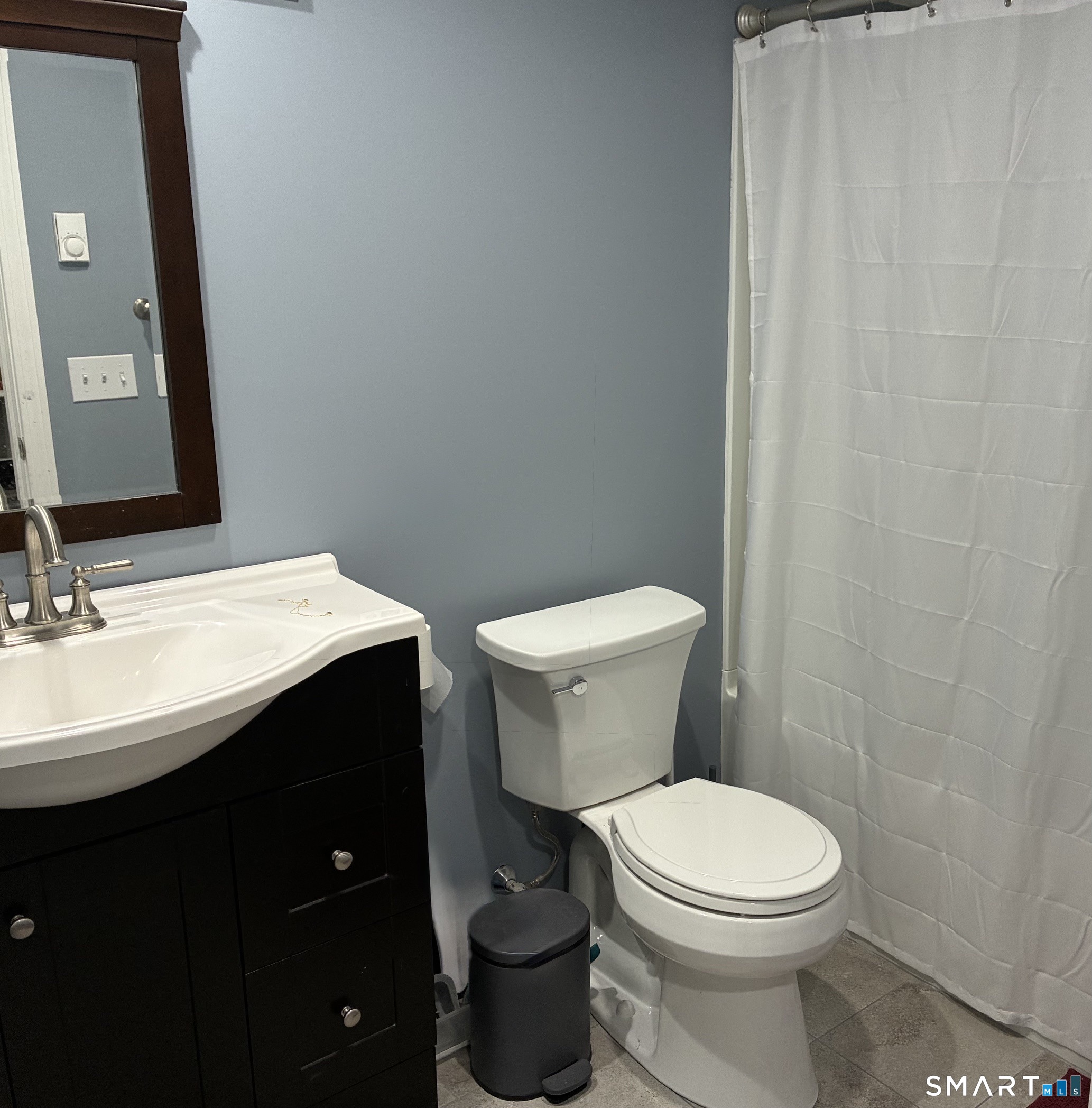75 Maple Avenue West photo 20