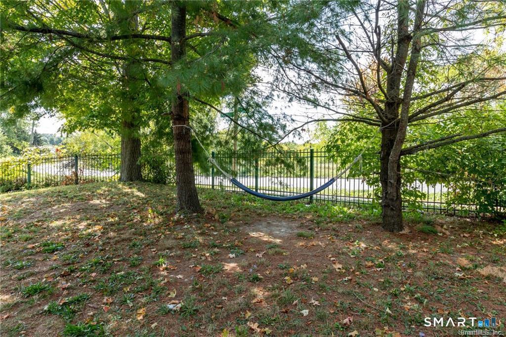 188 Nilan Street photo 17