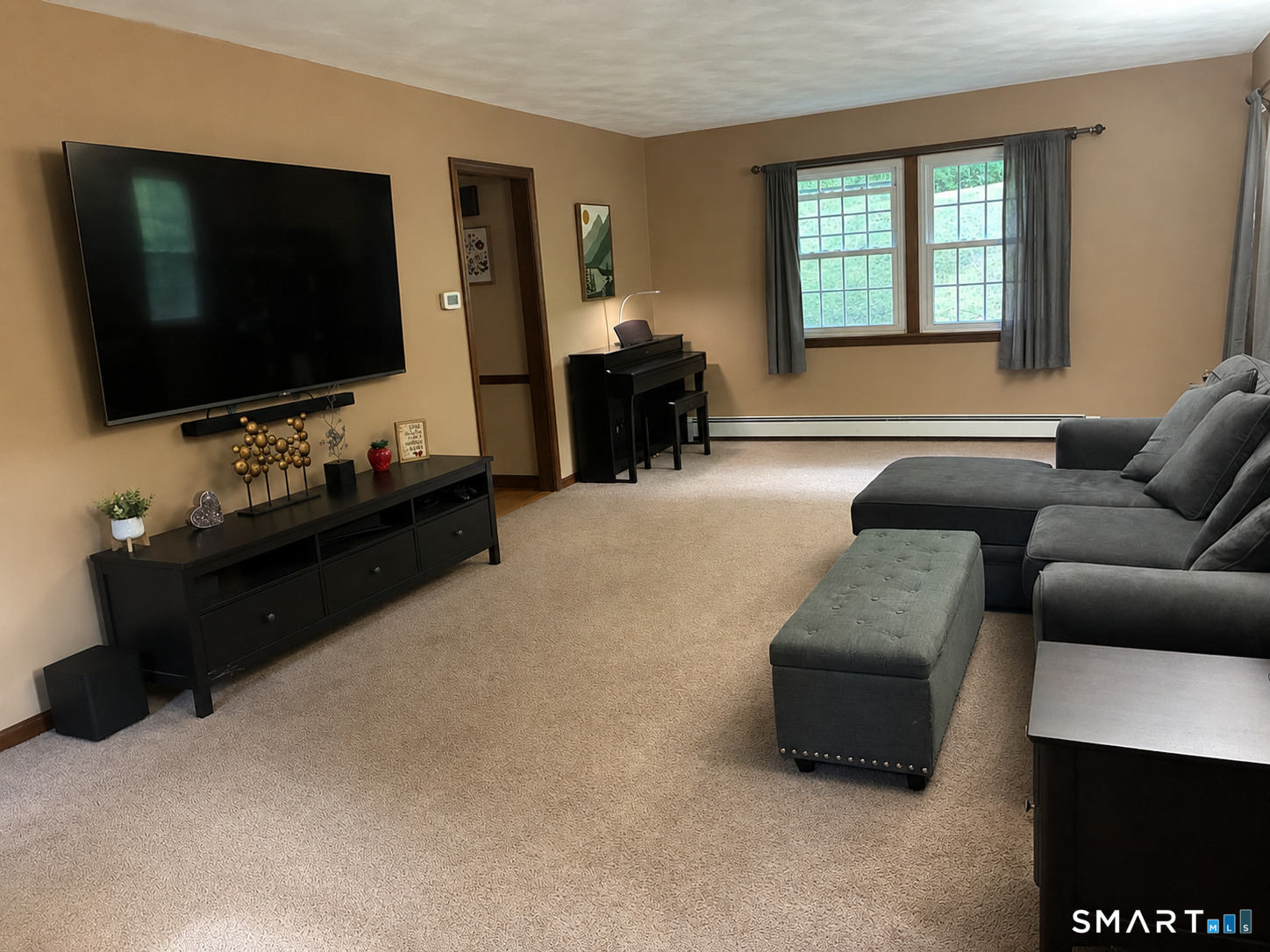 75 Maple Avenue West photo 7