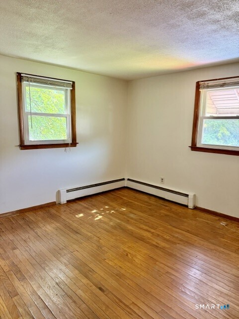 18 Hillside Street photo 16