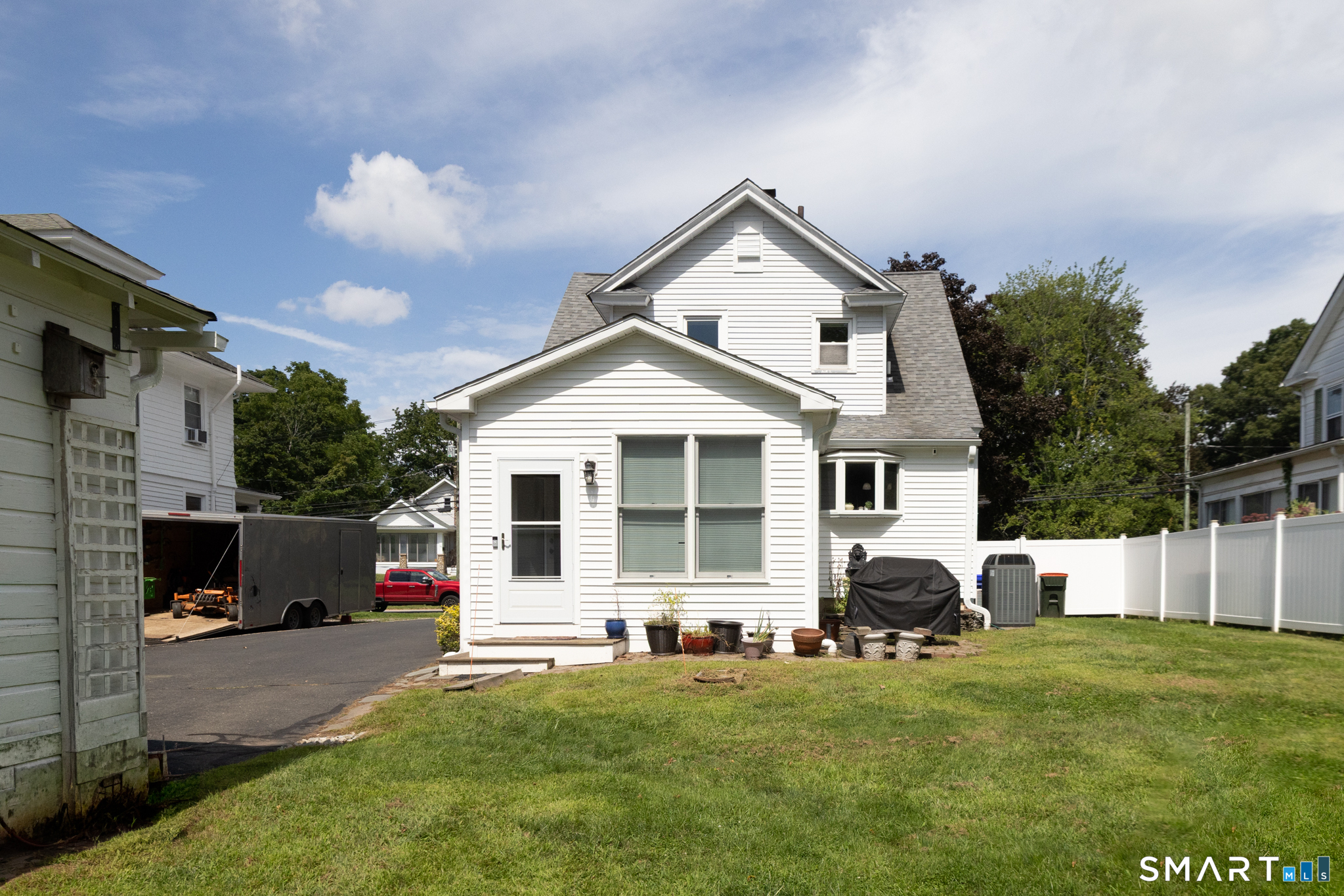 61 Oakland Road photo 27