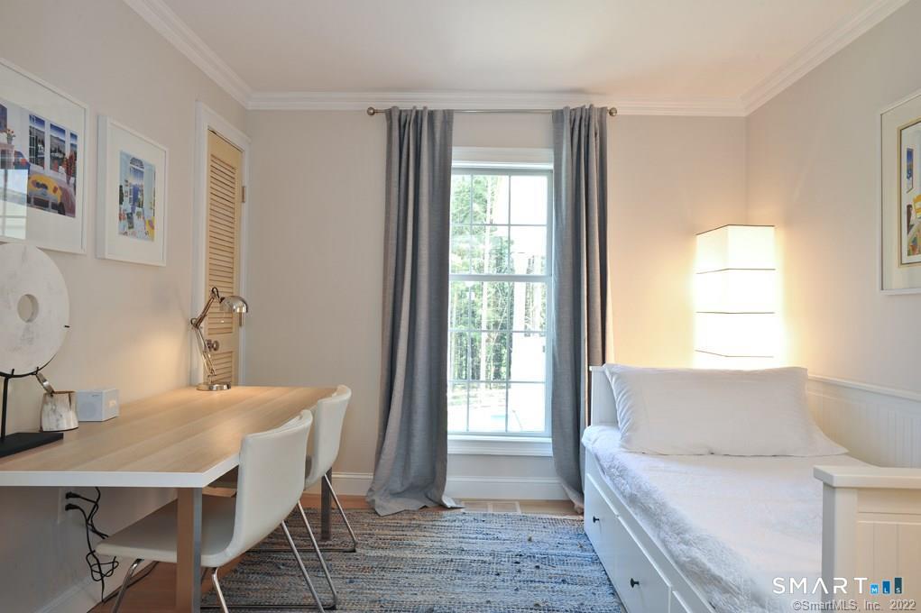 51 Senff Road photo 15