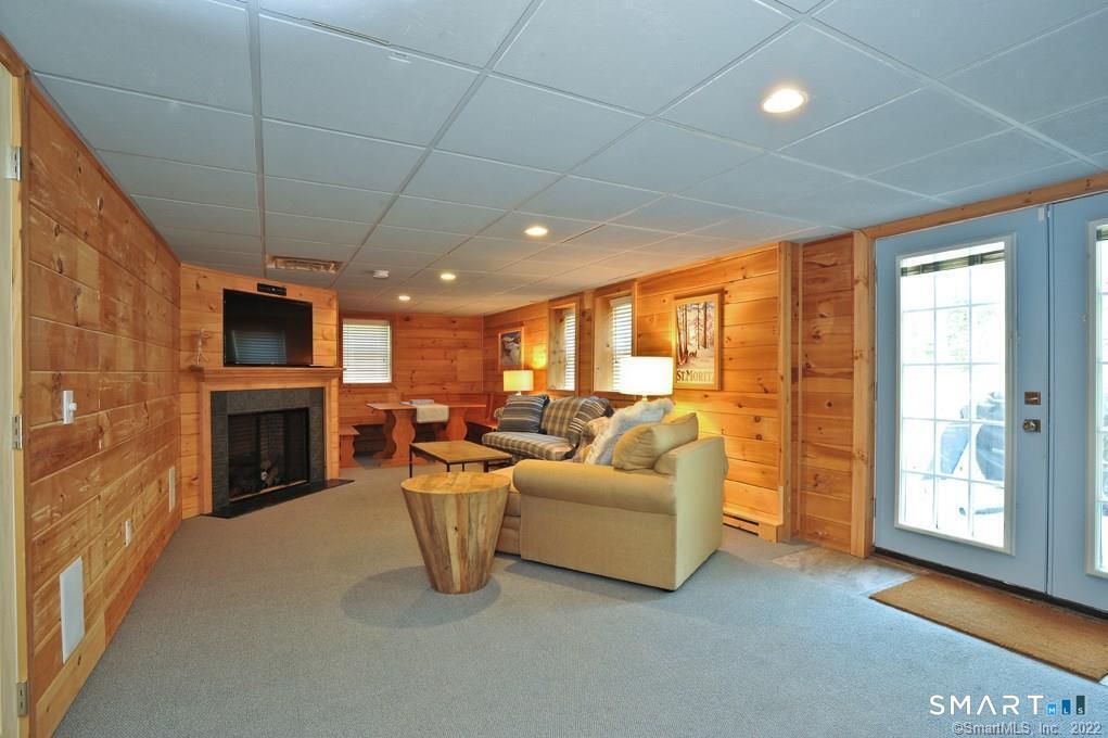 51 Senff Road photo 16