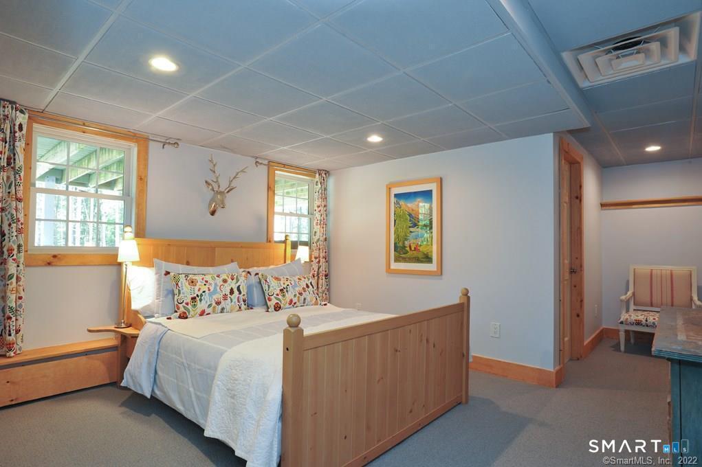51 Senff Road photo 9
