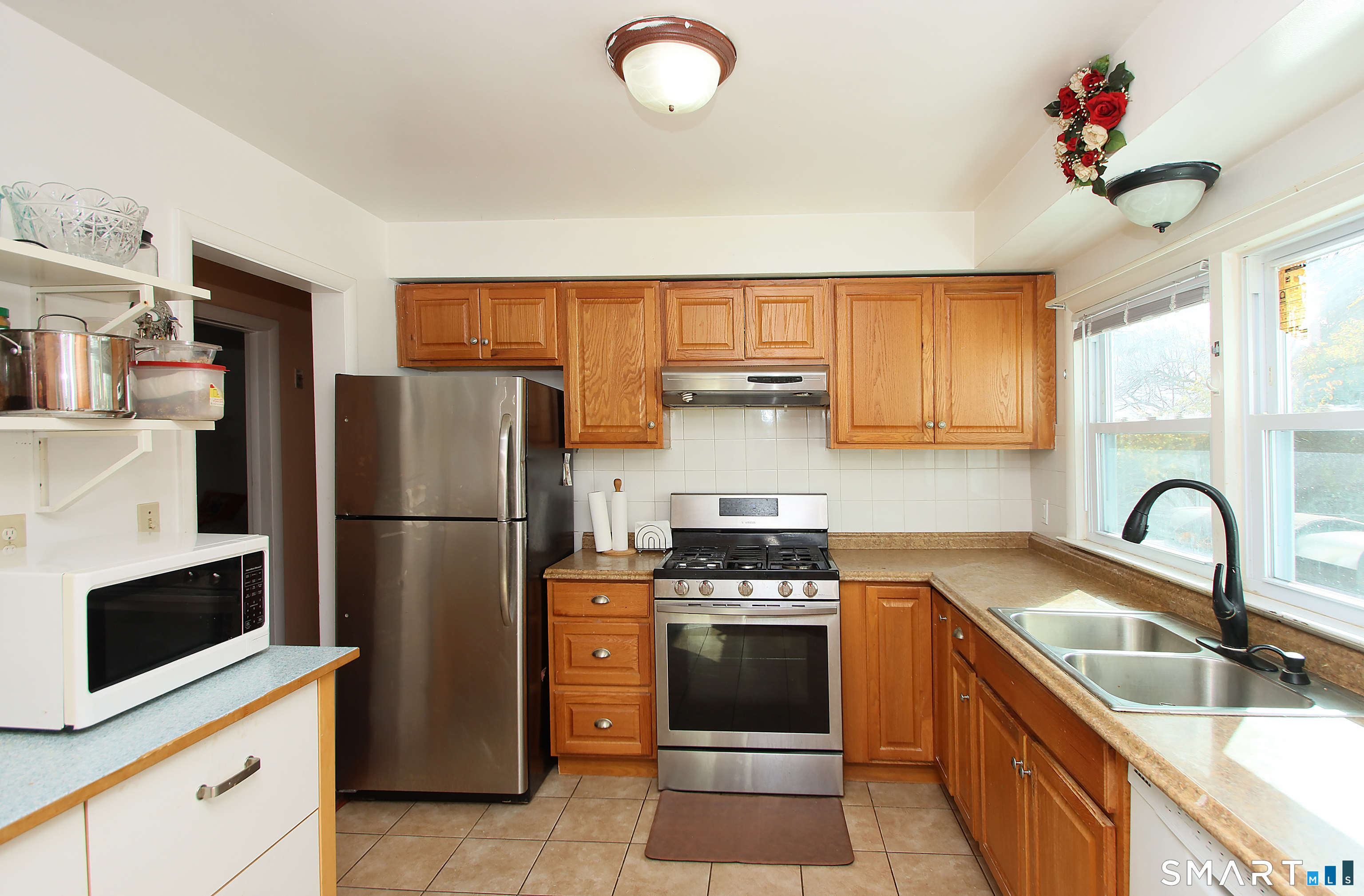 12 Gilbert Hill Road photo 12