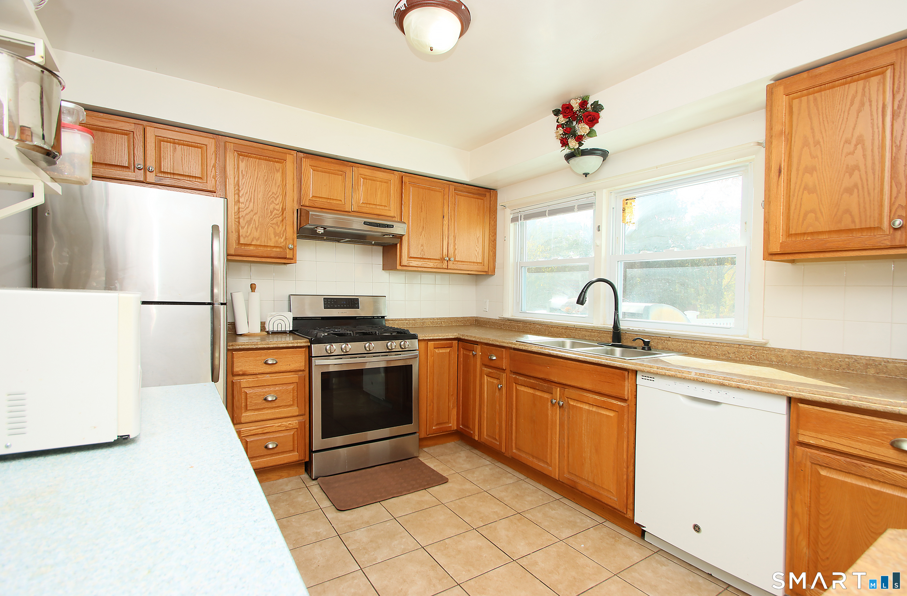 12 Gilbert Hill Road photo 13