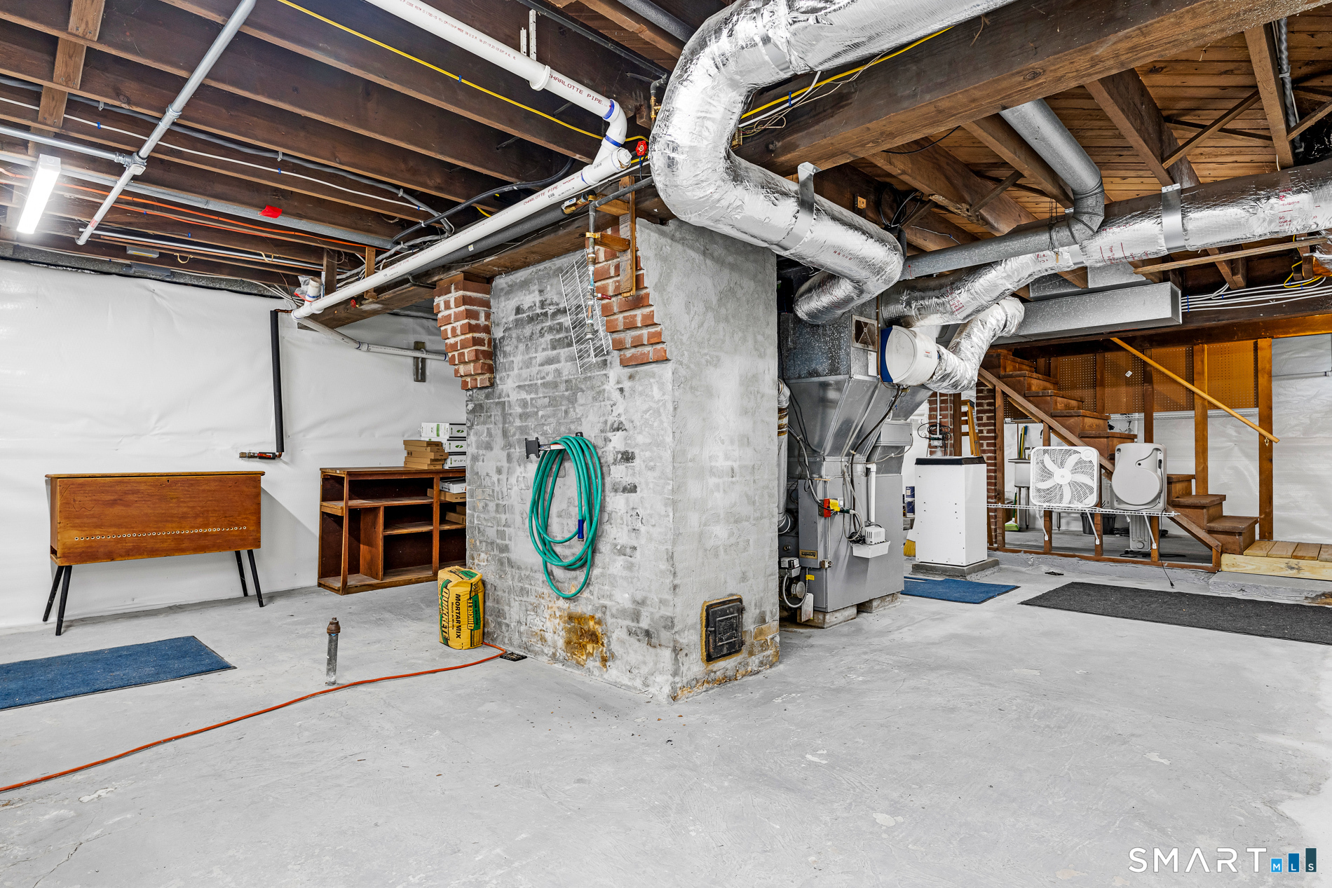 587 Taugwonk Road photo 17