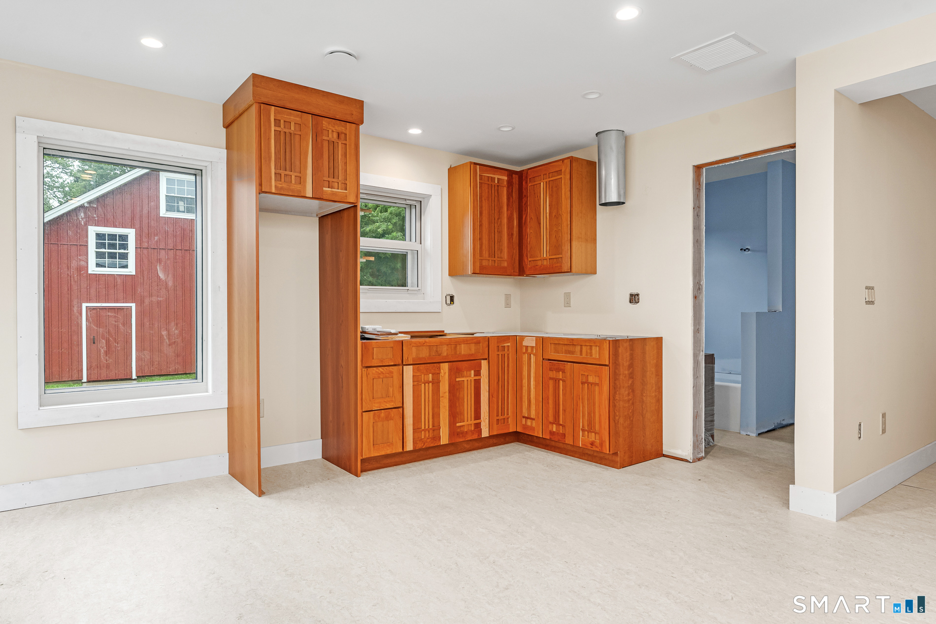 587 Taugwonk Road photo 21