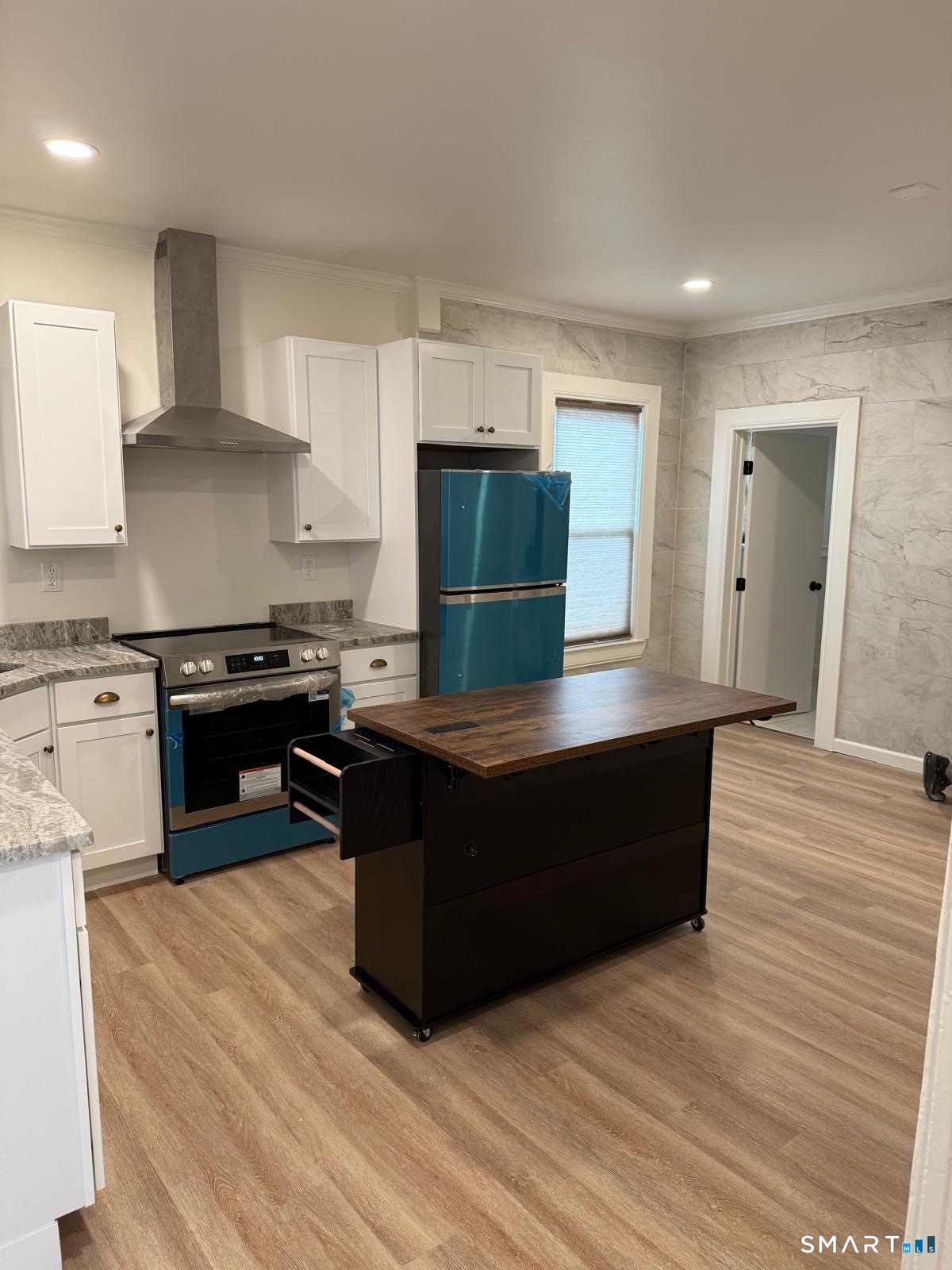 1572 Park Street photo 21