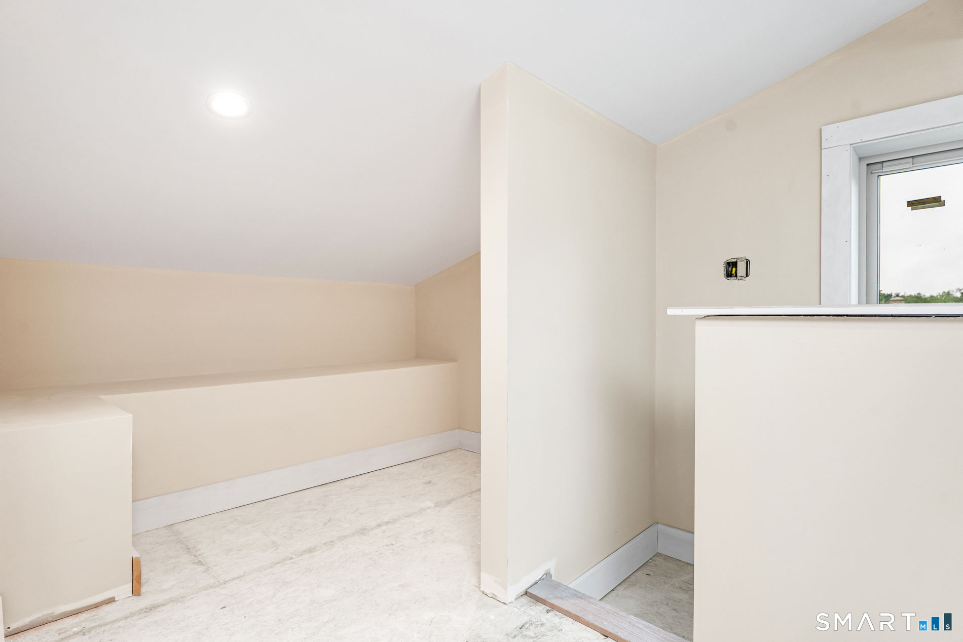 587 Taugwonk Road photo 28