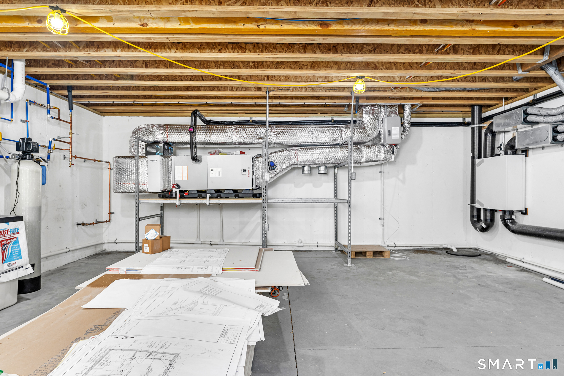 587 Taugwonk Road photo 30