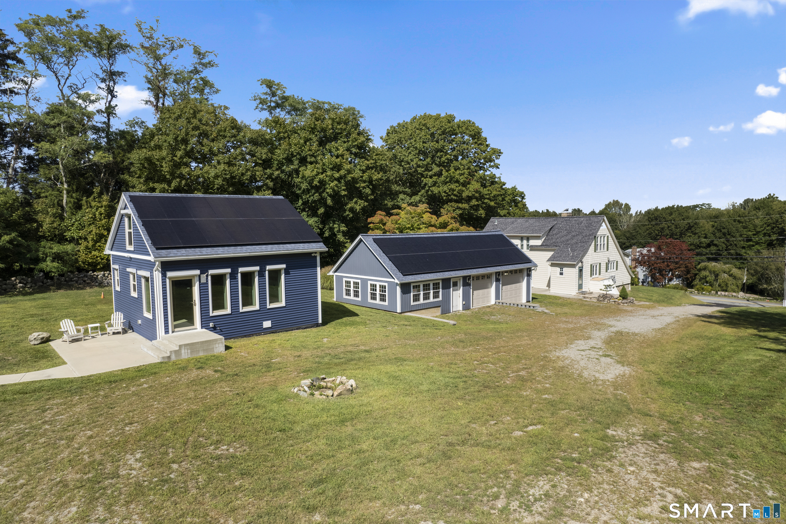 587 Taugwonk Road photo 32